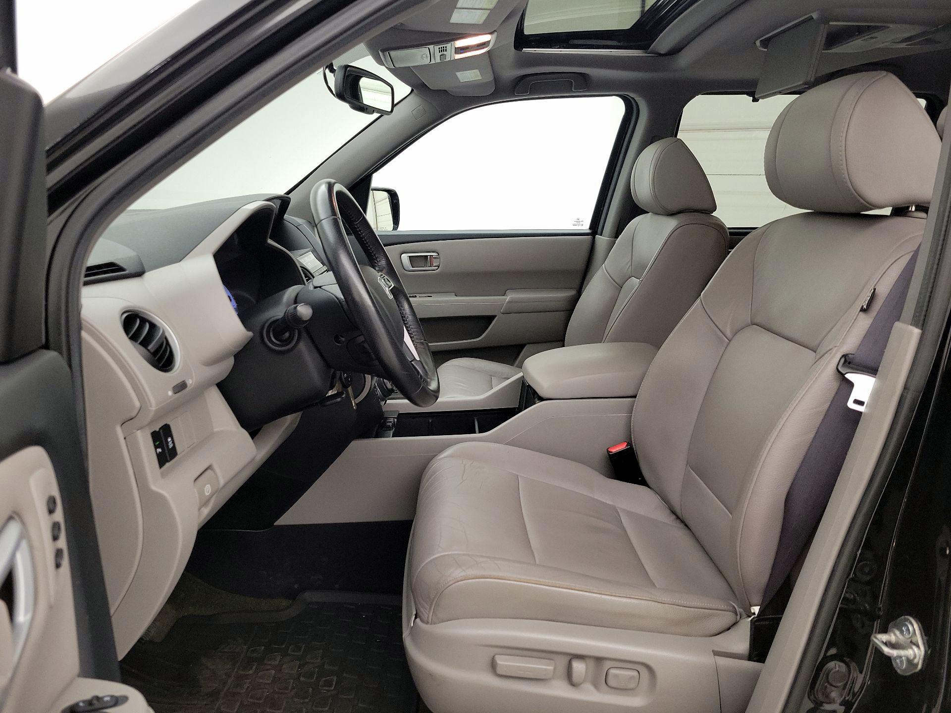 Thumbnail: 2014 Honda Pilot - 11