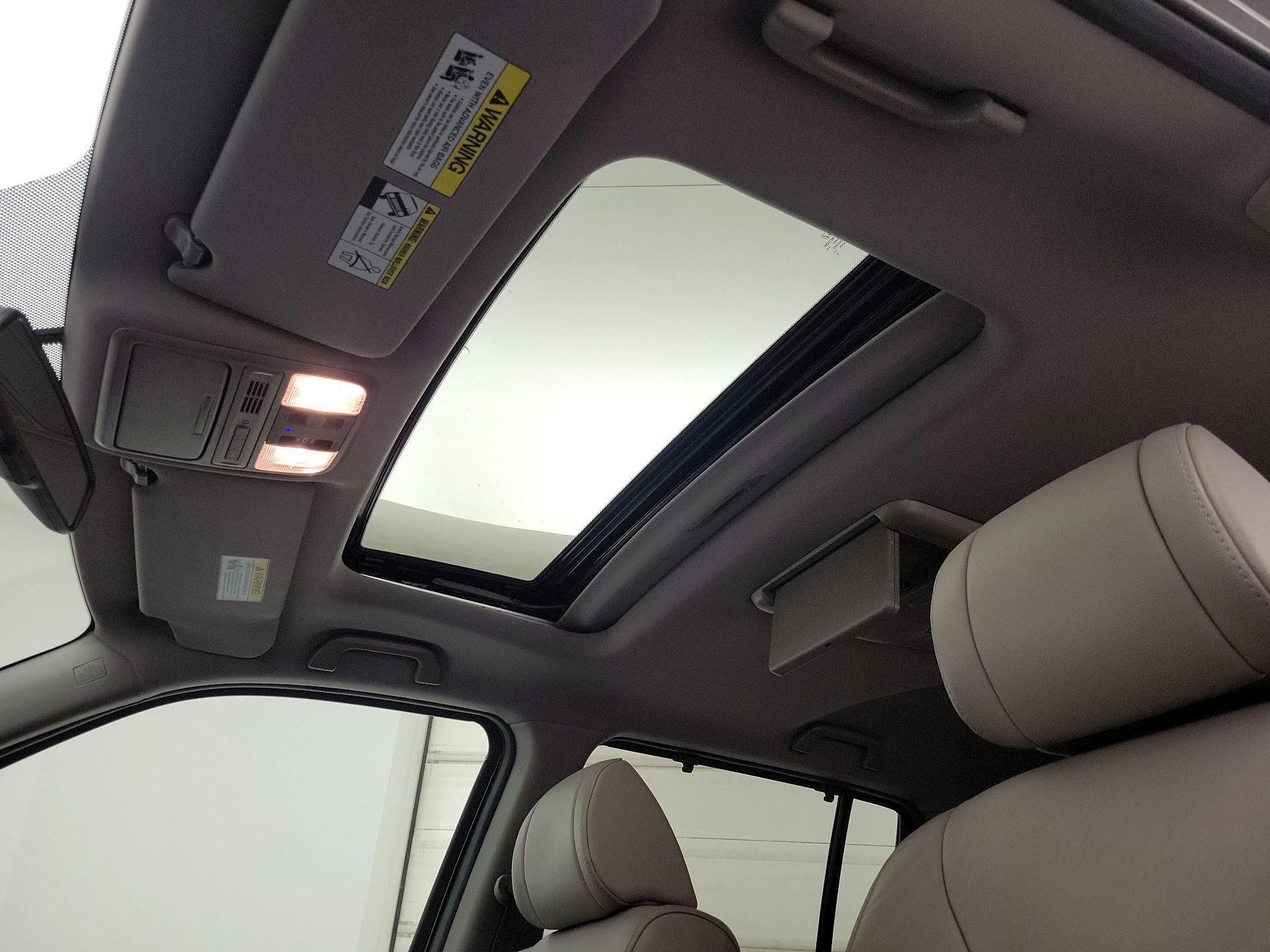Thumbnail: 2014 Honda Pilot - 20