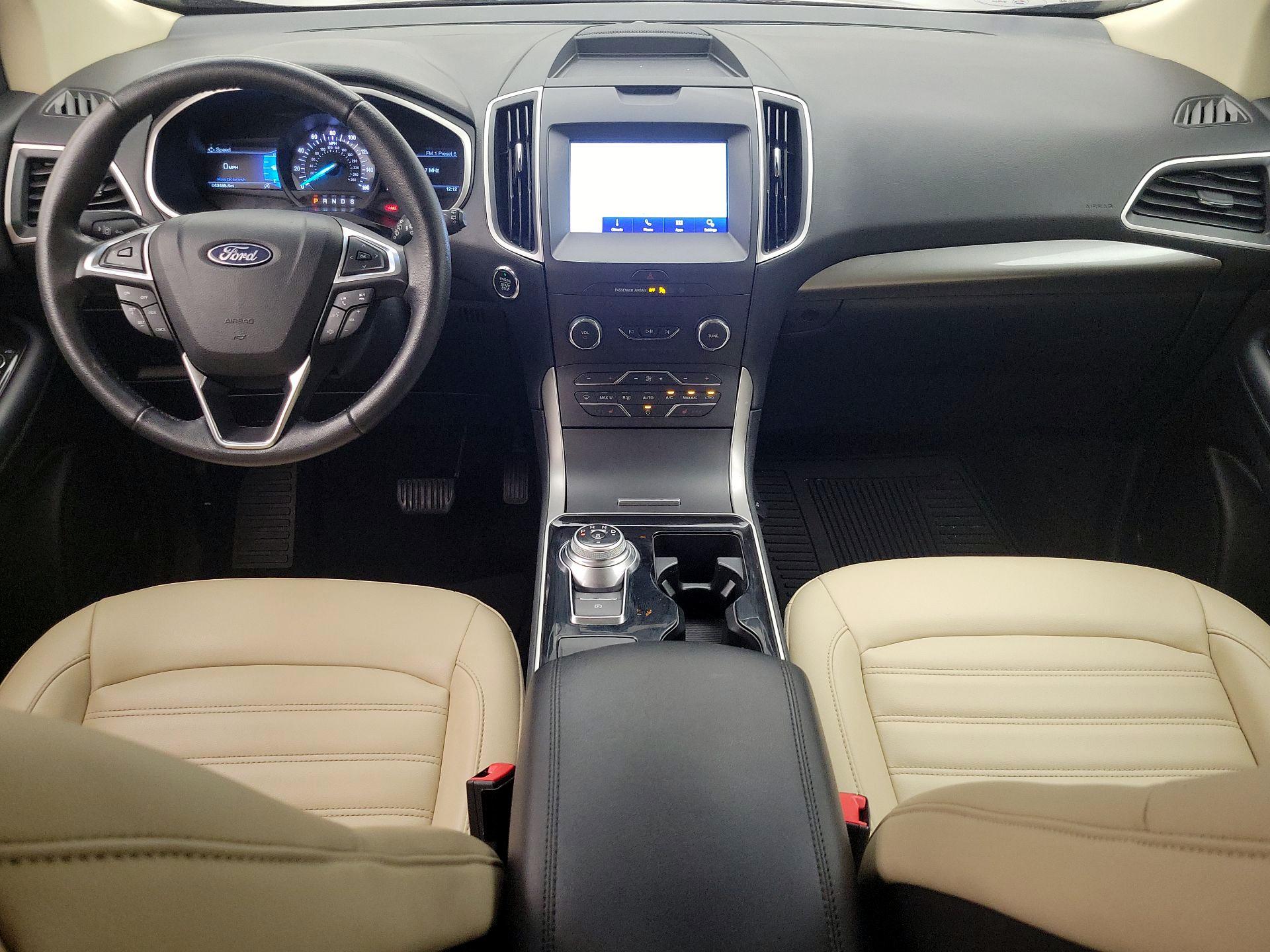 Thumbnail: 2020 Ford Edge - 9