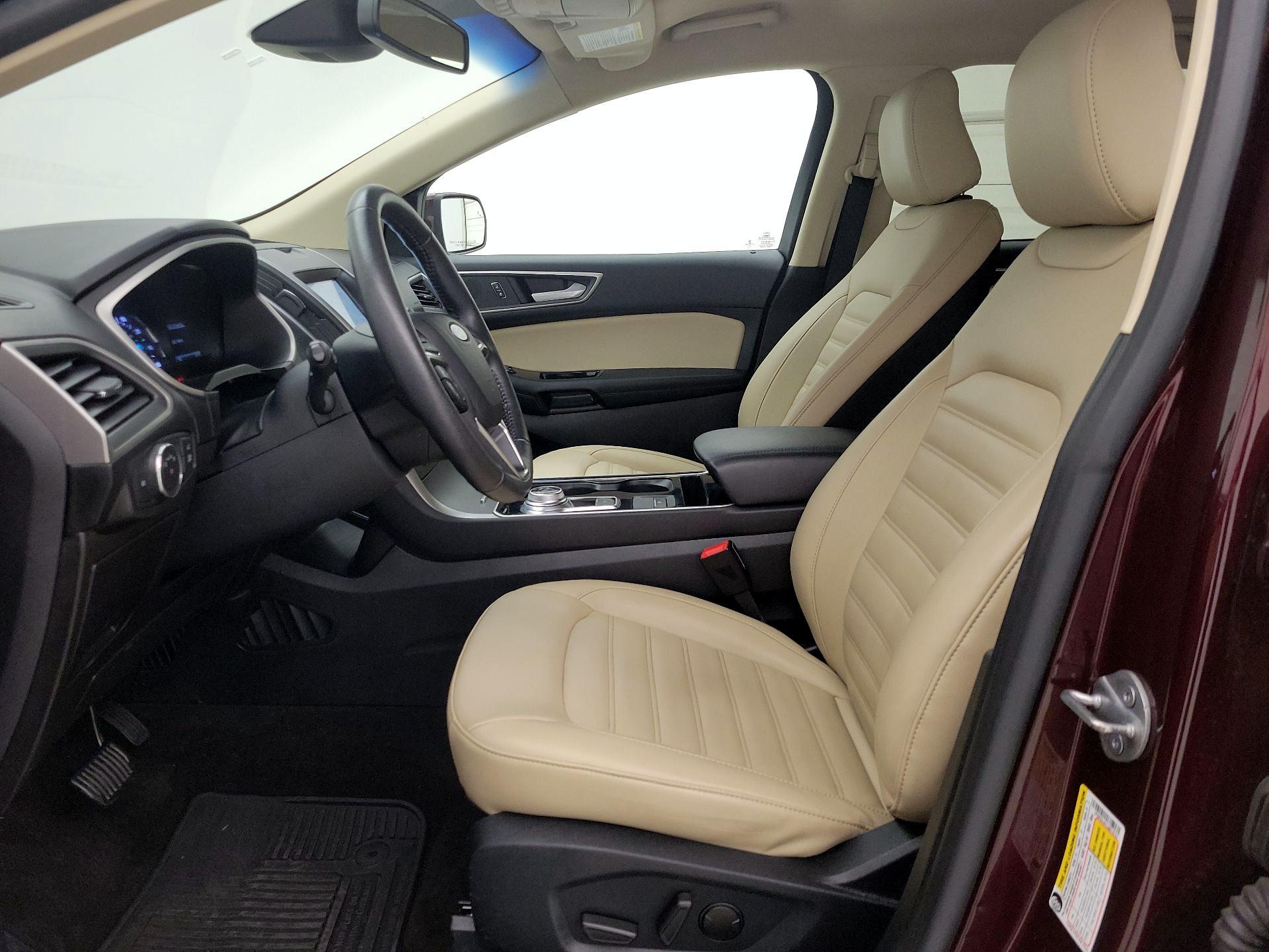 Thumbnail: 2020 Ford Edge - 11