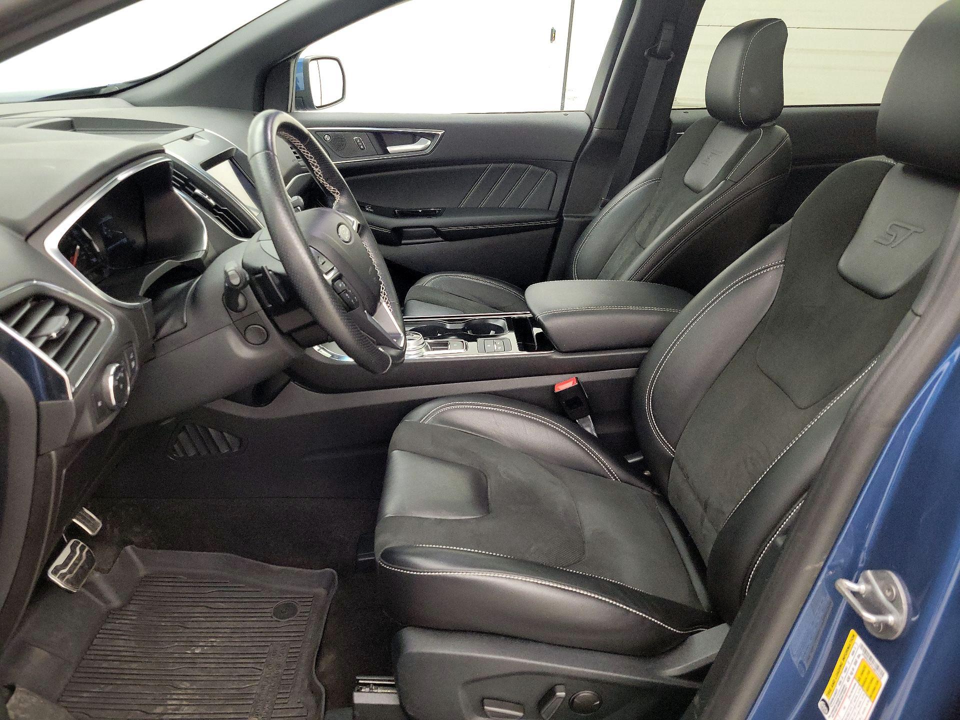 Thumbnail: 2020 Ford Edge - 11