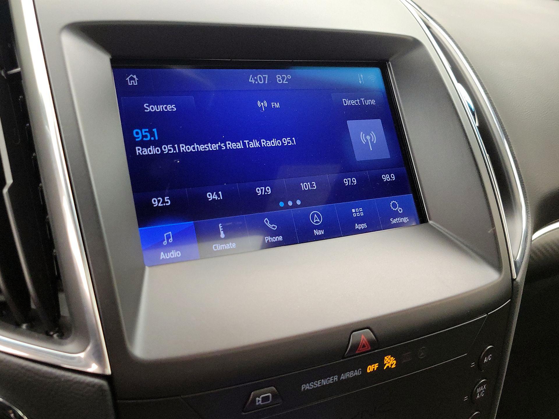 Thumbnail: 2020 Ford Edge - 16