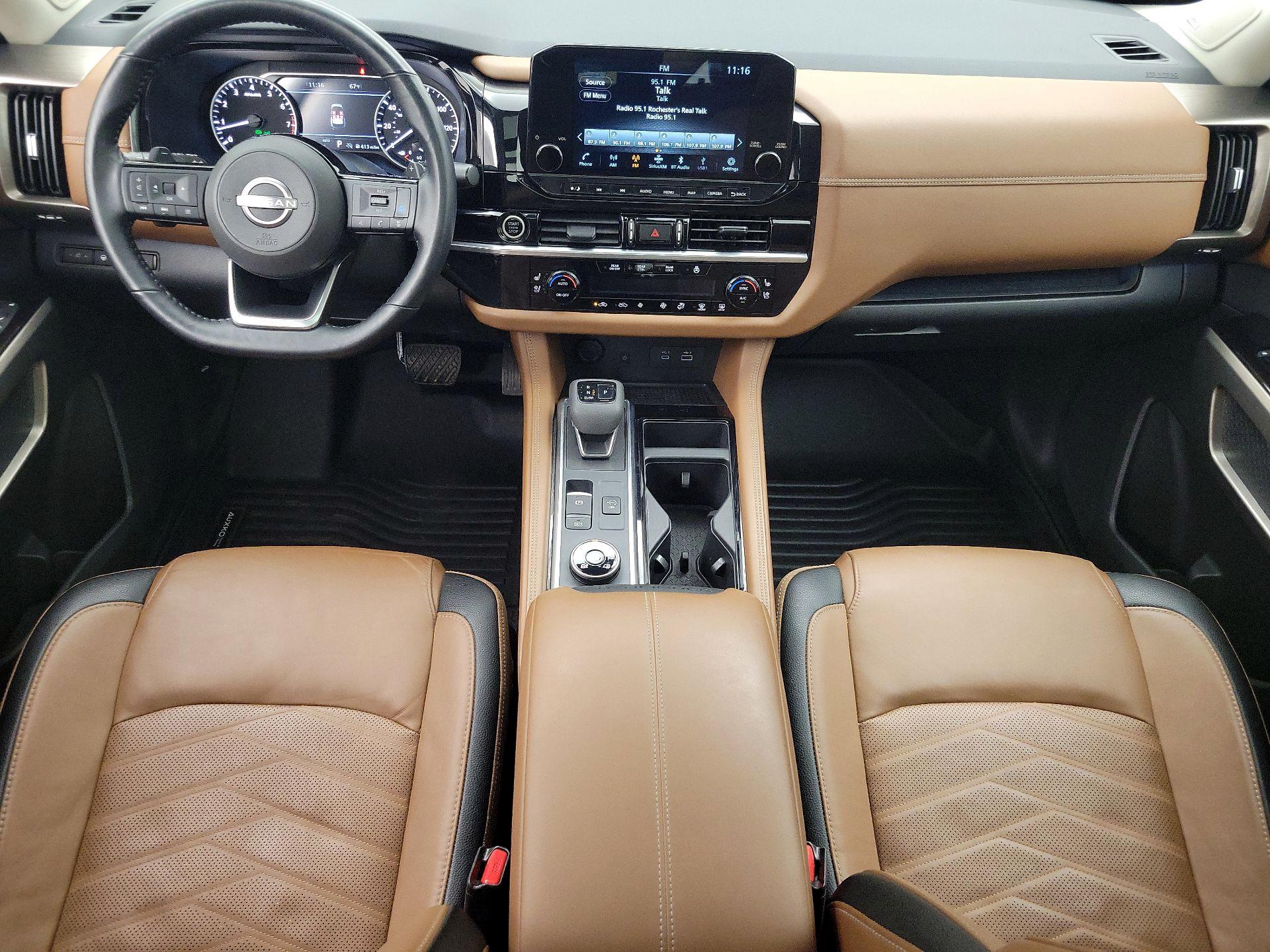 Thumbnail: 2023 Nissan Pathfinder - 9