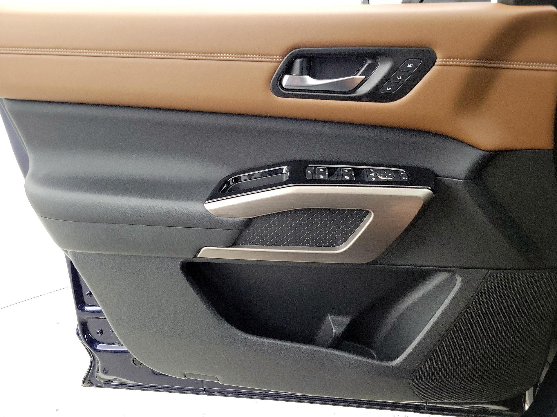 Thumbnail: 2023 Nissan Pathfinder - 12