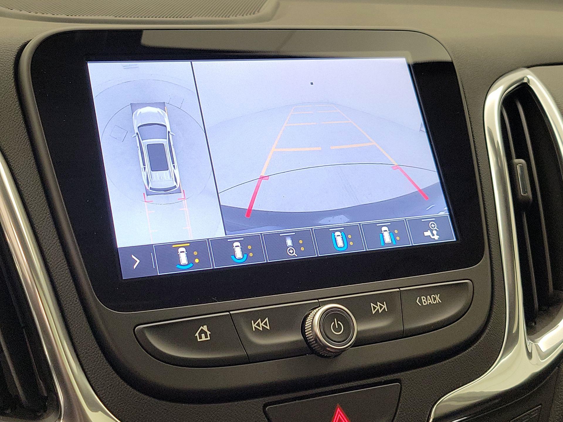 Thumbnail: 2019 Chevrolet Equinox - 14