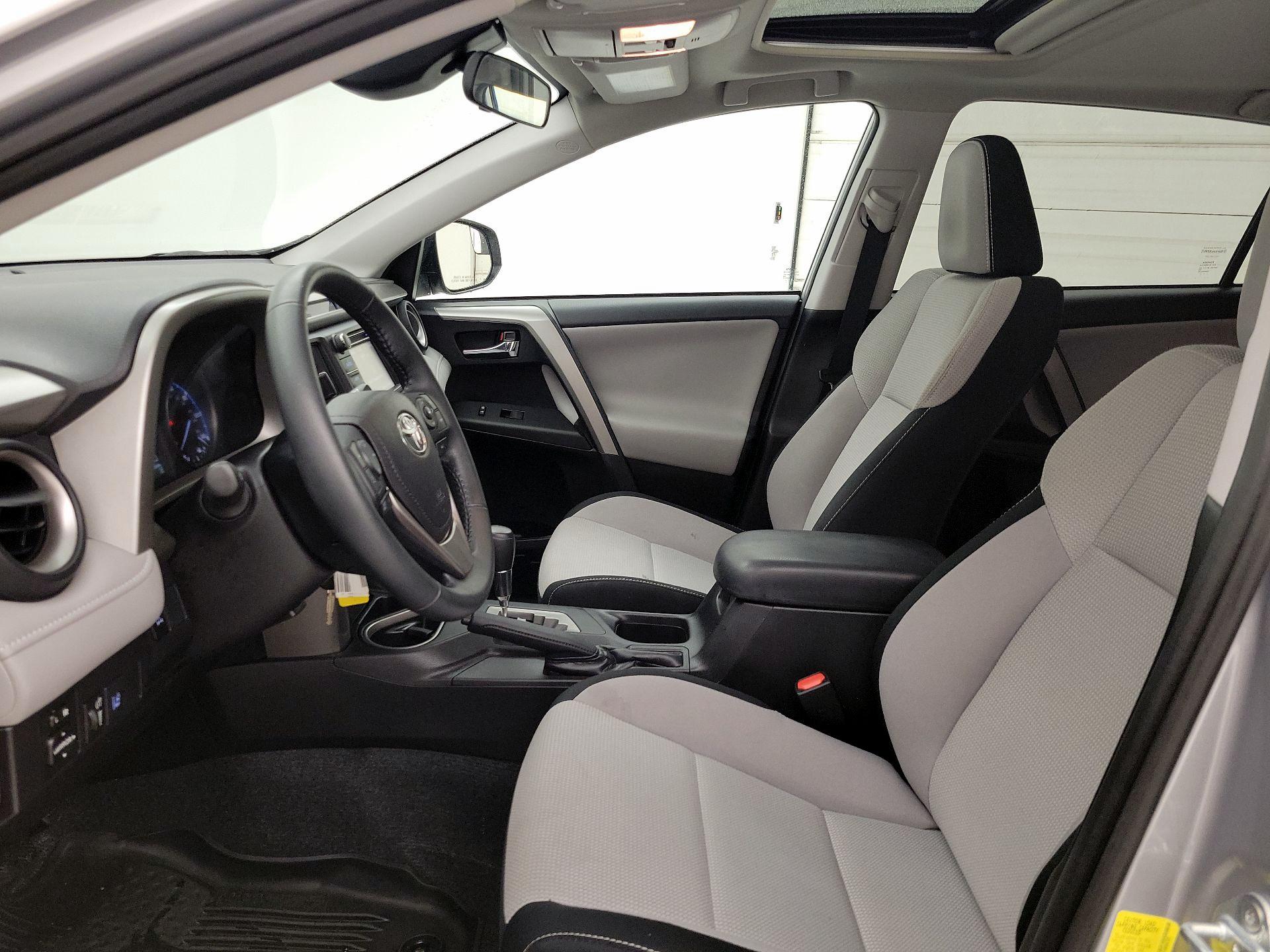 Thumbnail: 2017 Toyota RAV4 - 11