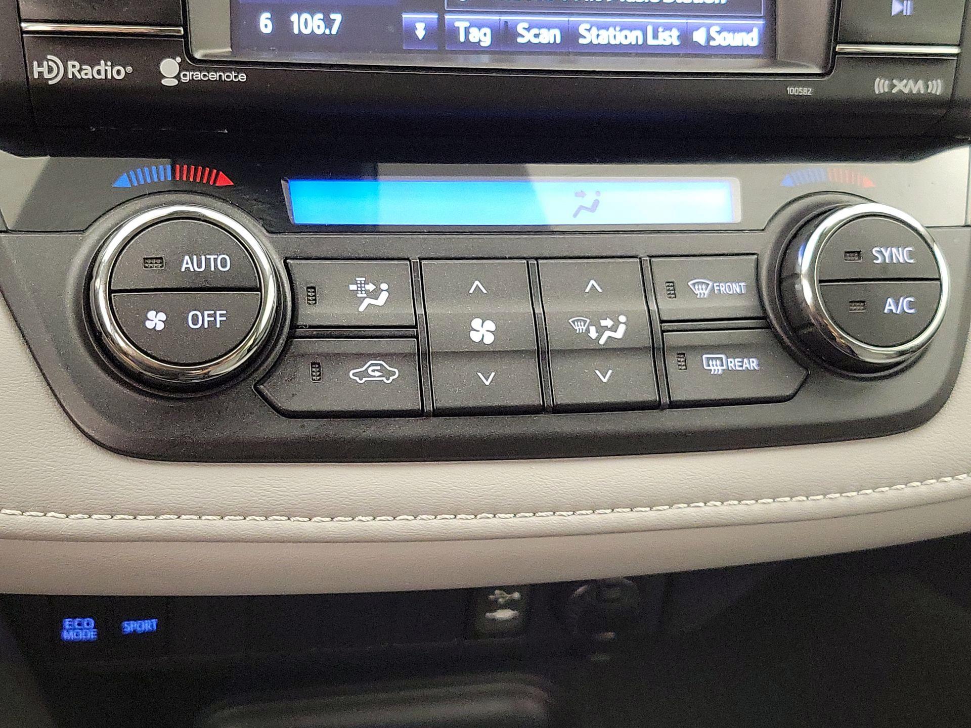 Thumbnail: 2017 Toyota RAV4 - 16
