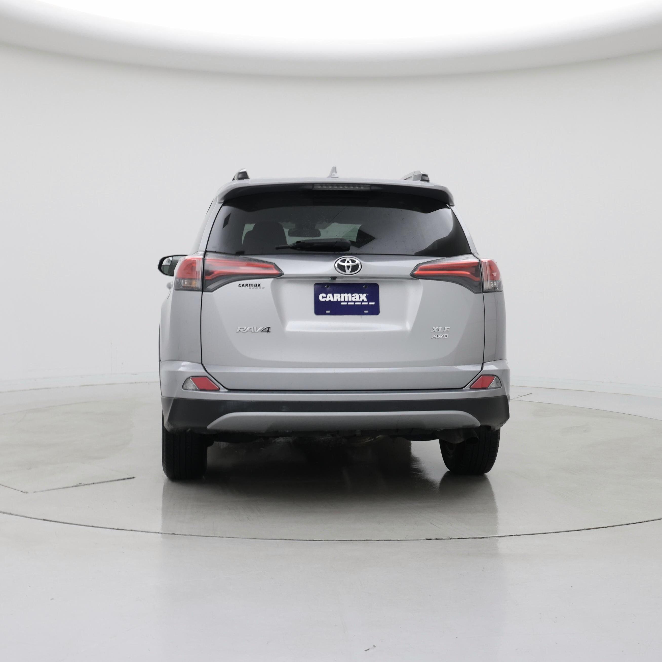 Thumbnail: 2017 Toyota RAV4 - 6