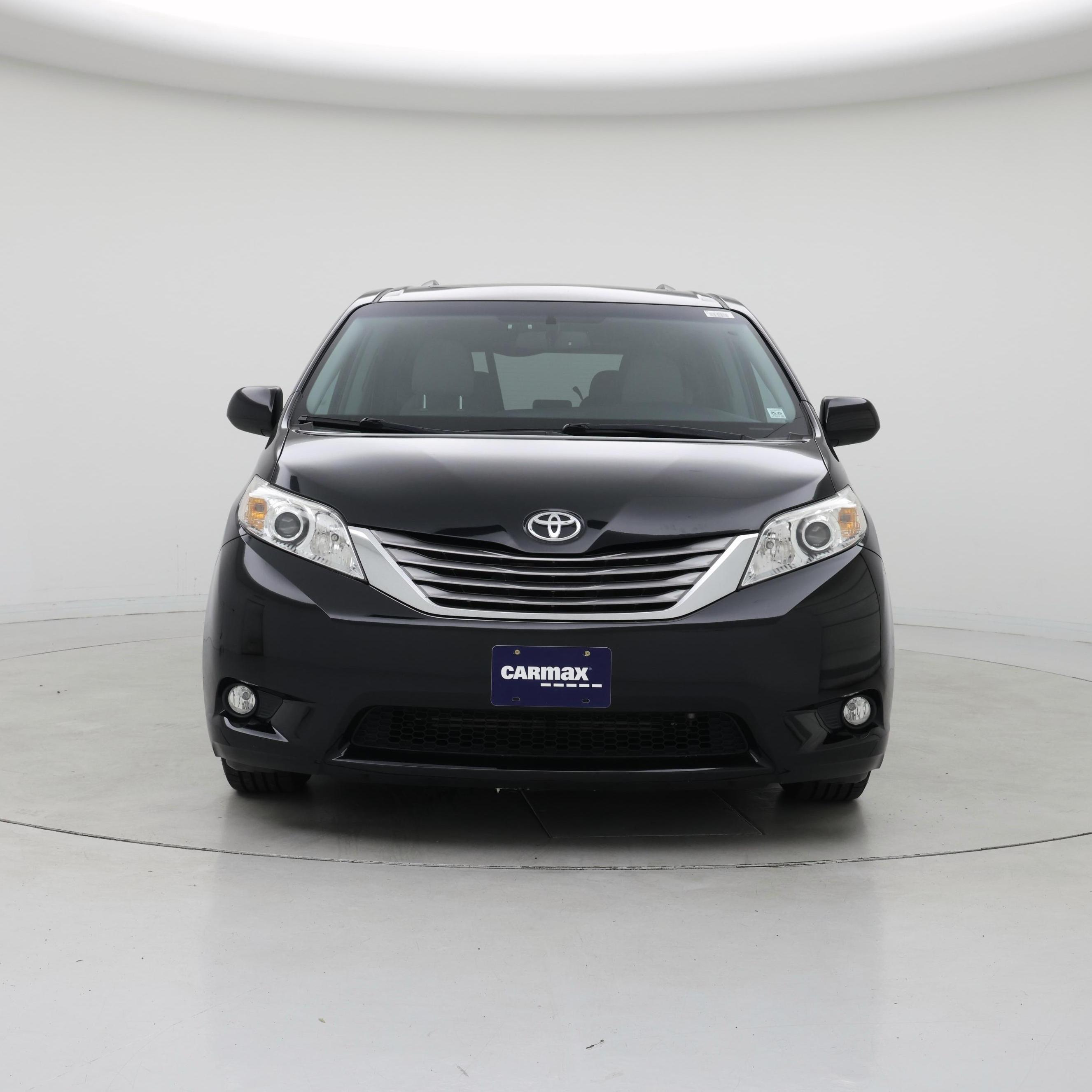 Thumbnail: 2017 Toyota Sienna - 5