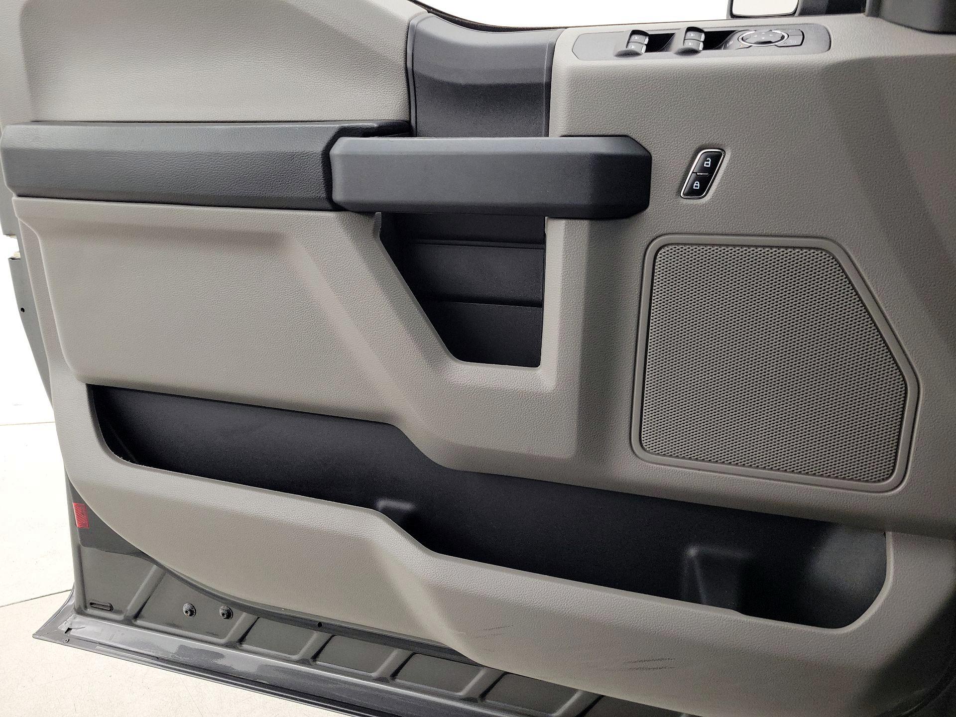 Thumbnail: 2017 Ford F-150 - 12