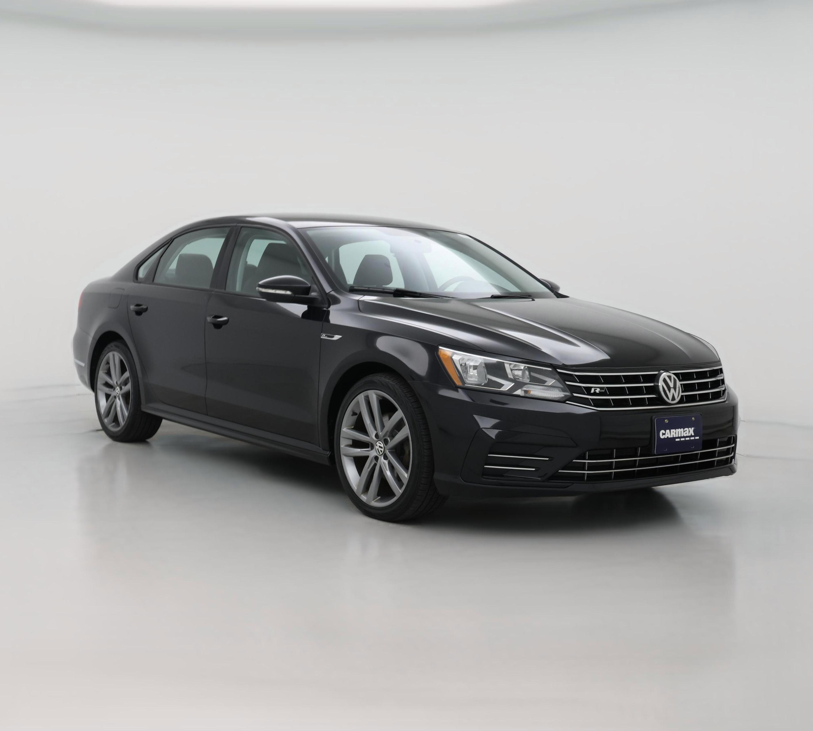 Thumbnail: 2018 Volkswagen Passat - 1