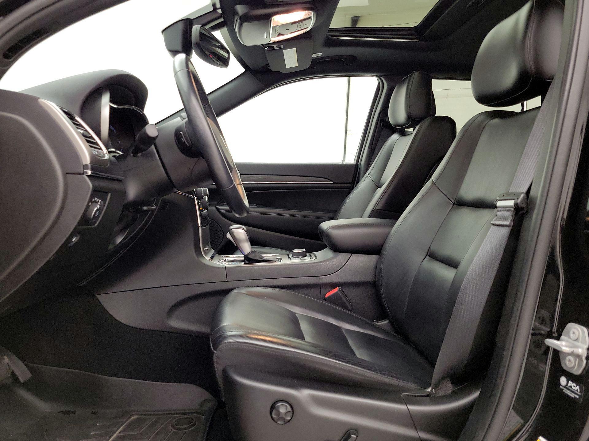Thumbnail: 2021 Jeep Grand Cherokee - 11