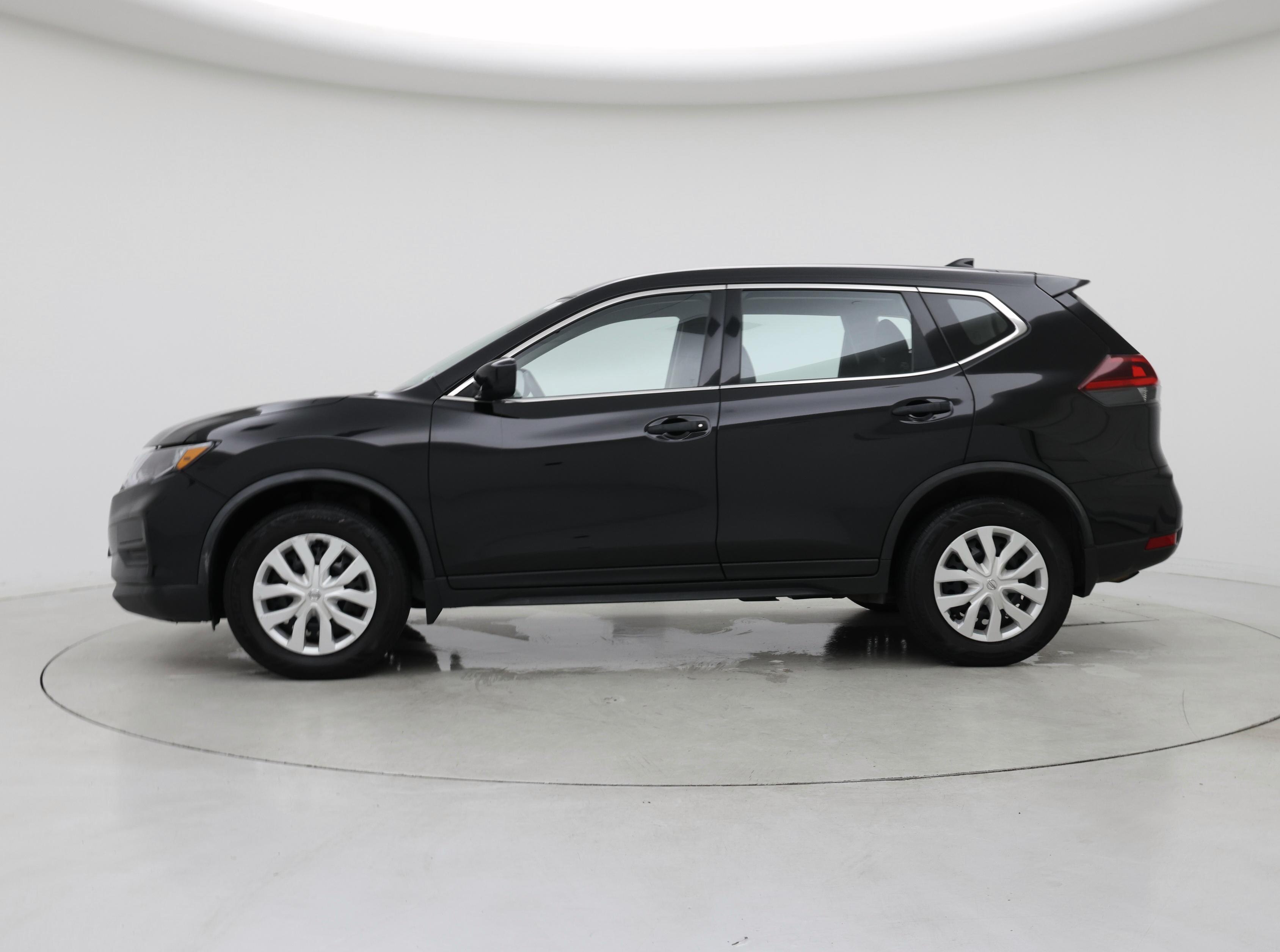 Thumbnail: 2020 Nissan Rogue - 3