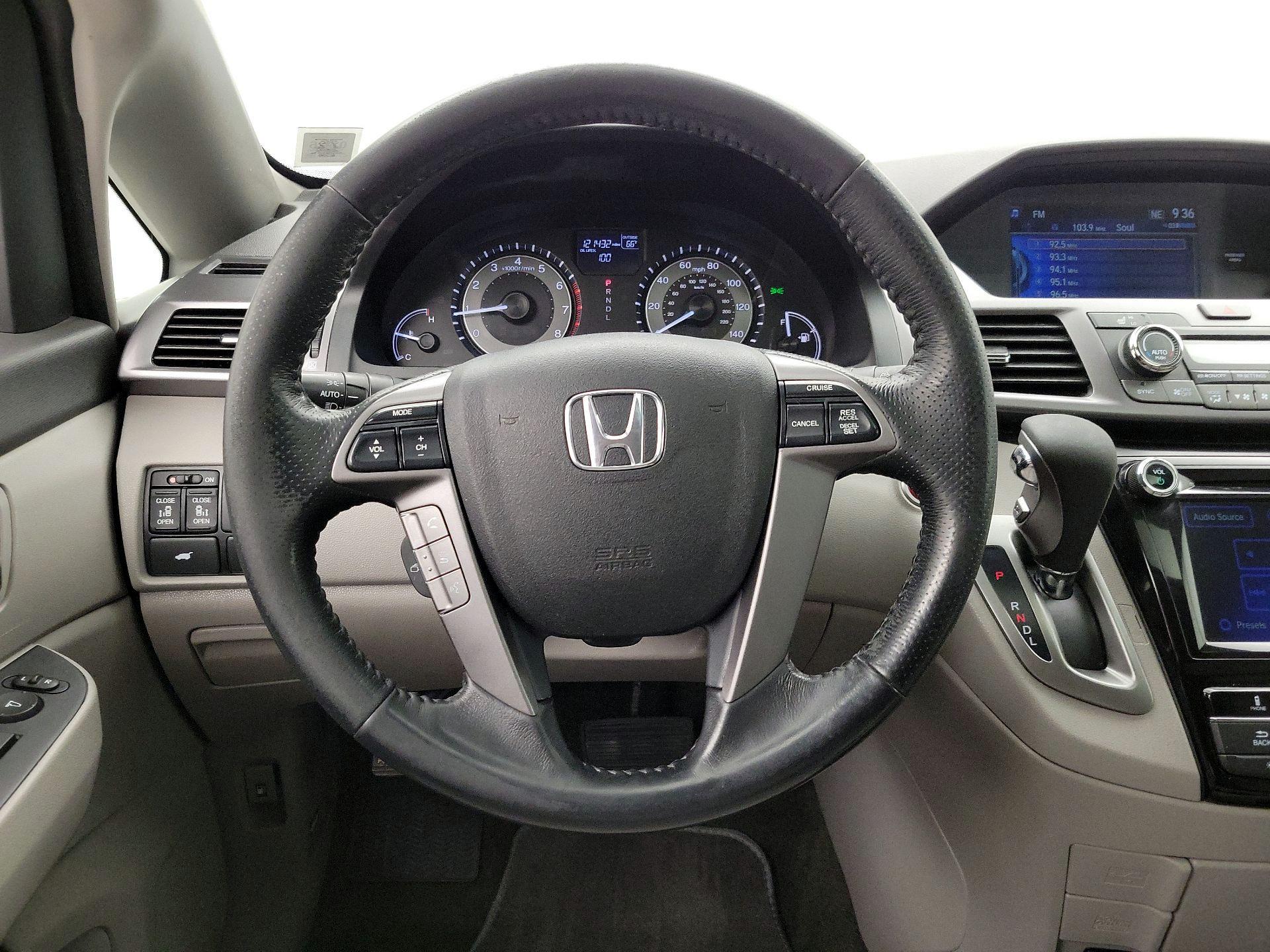 Thumbnail: 2014 Honda Odyssey - 10
