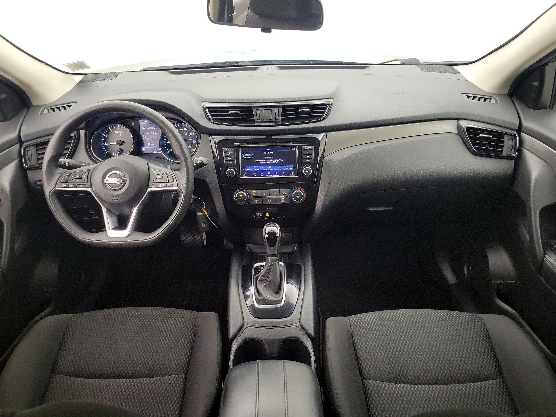 Thumbnail: 2019 Nissan Rogue Sport - 9