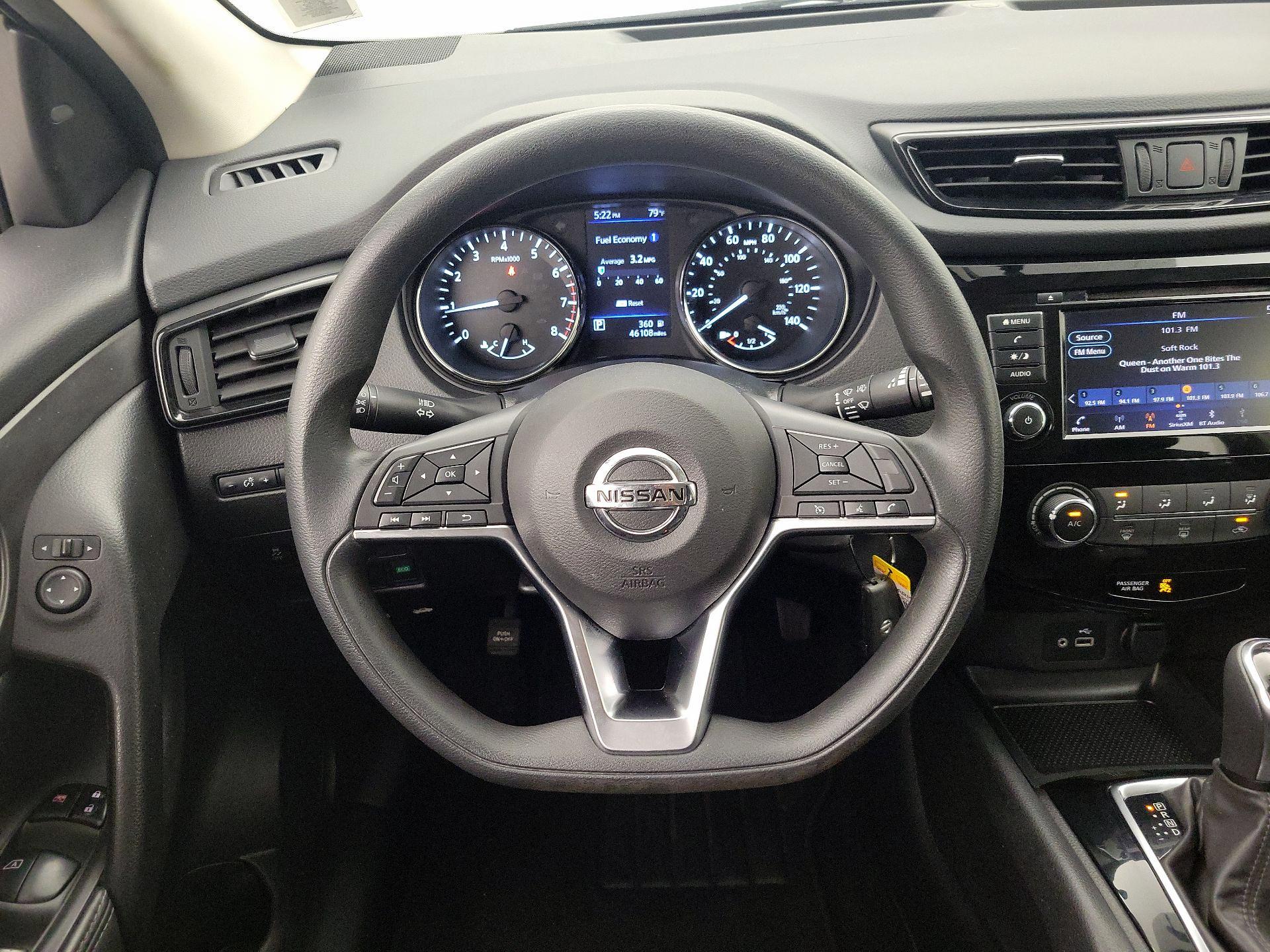 Thumbnail: 2019 Nissan Rogue Sport - 10
