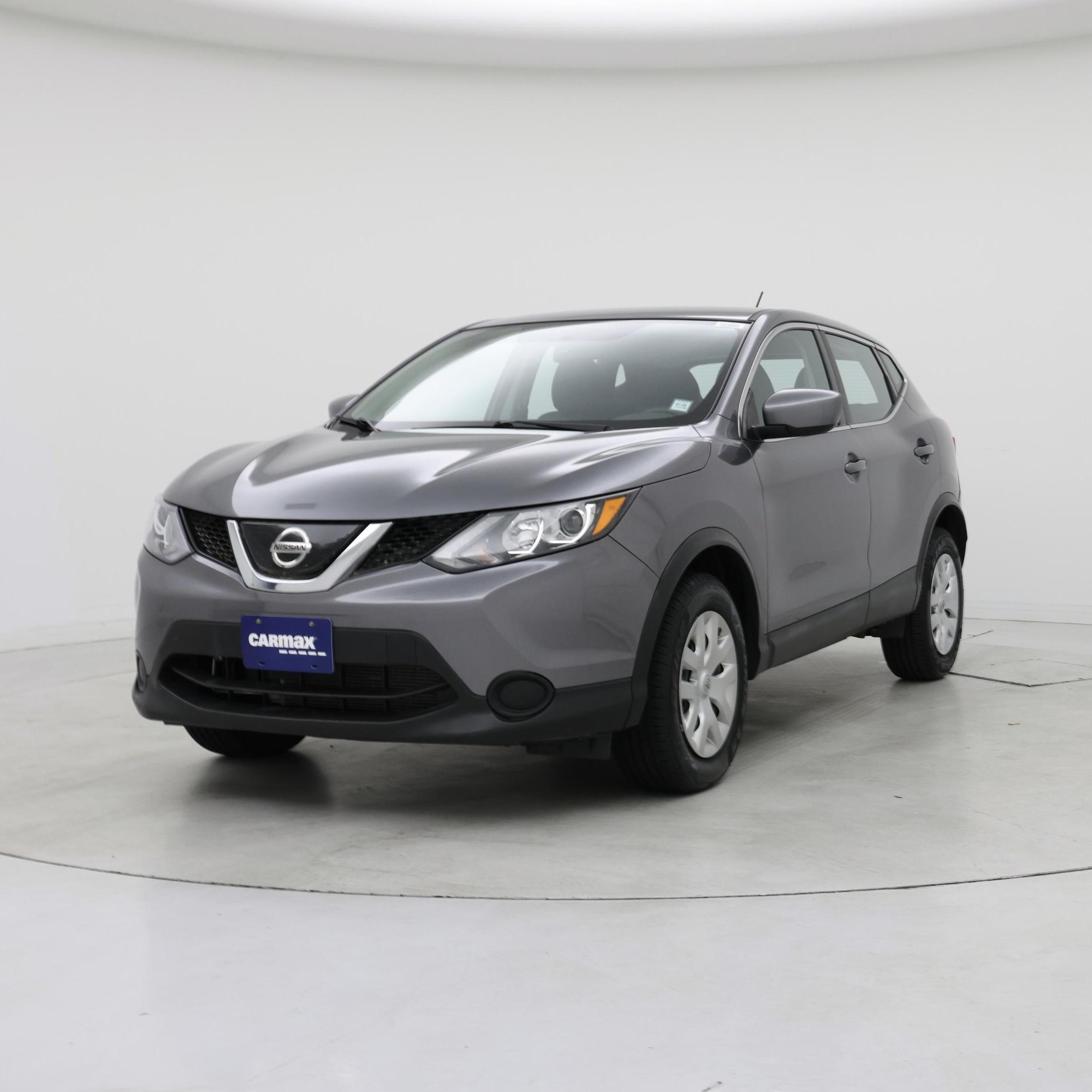 Thumbnail: 2019 Nissan Rogue Sport - 4
