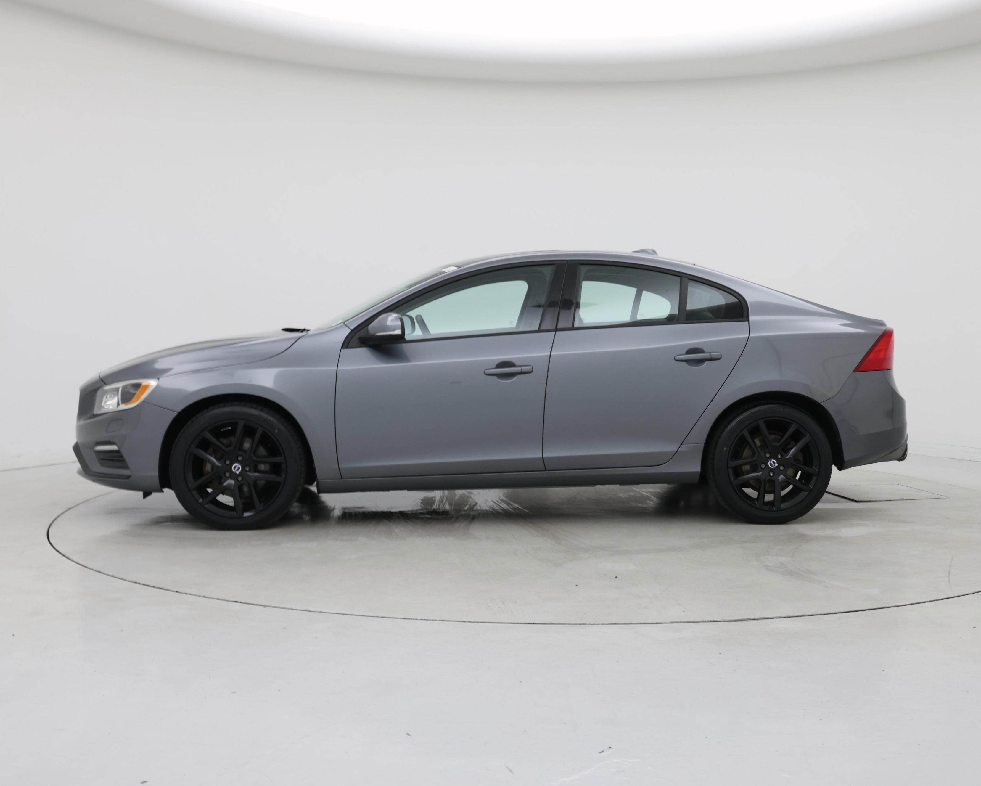 Thumbnail: 2017 Volvo S60 - 3