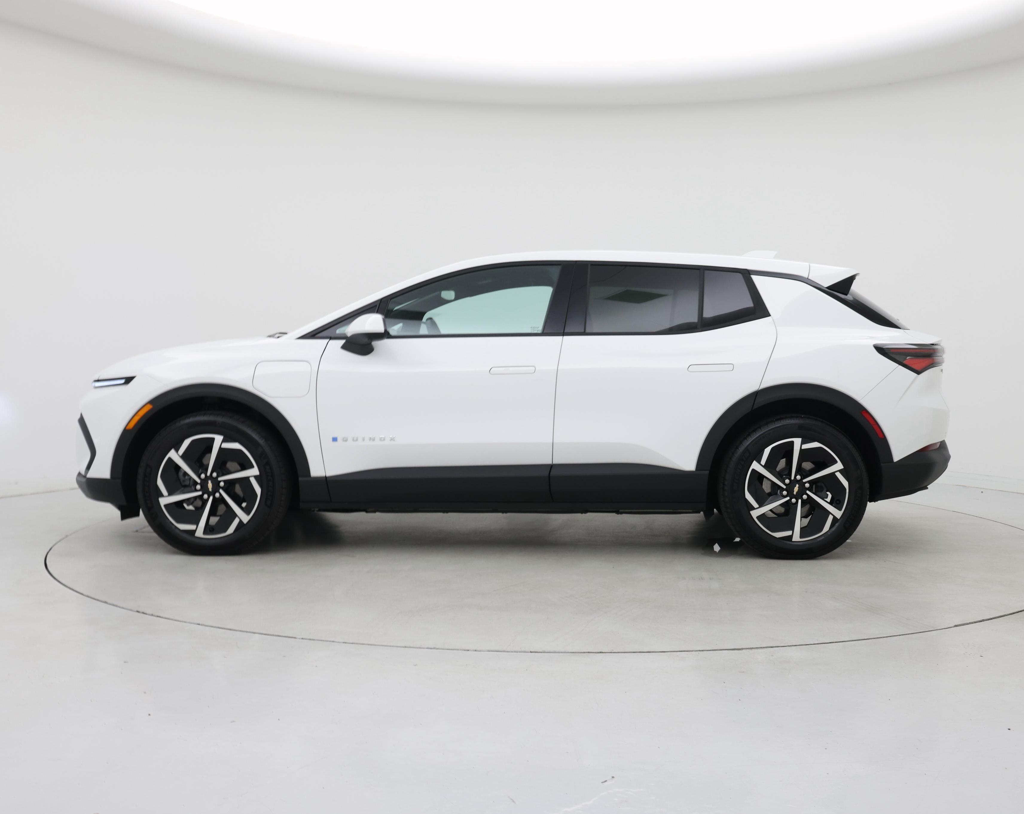 Thumbnail: 2025 Chevrolet Equinox - 3