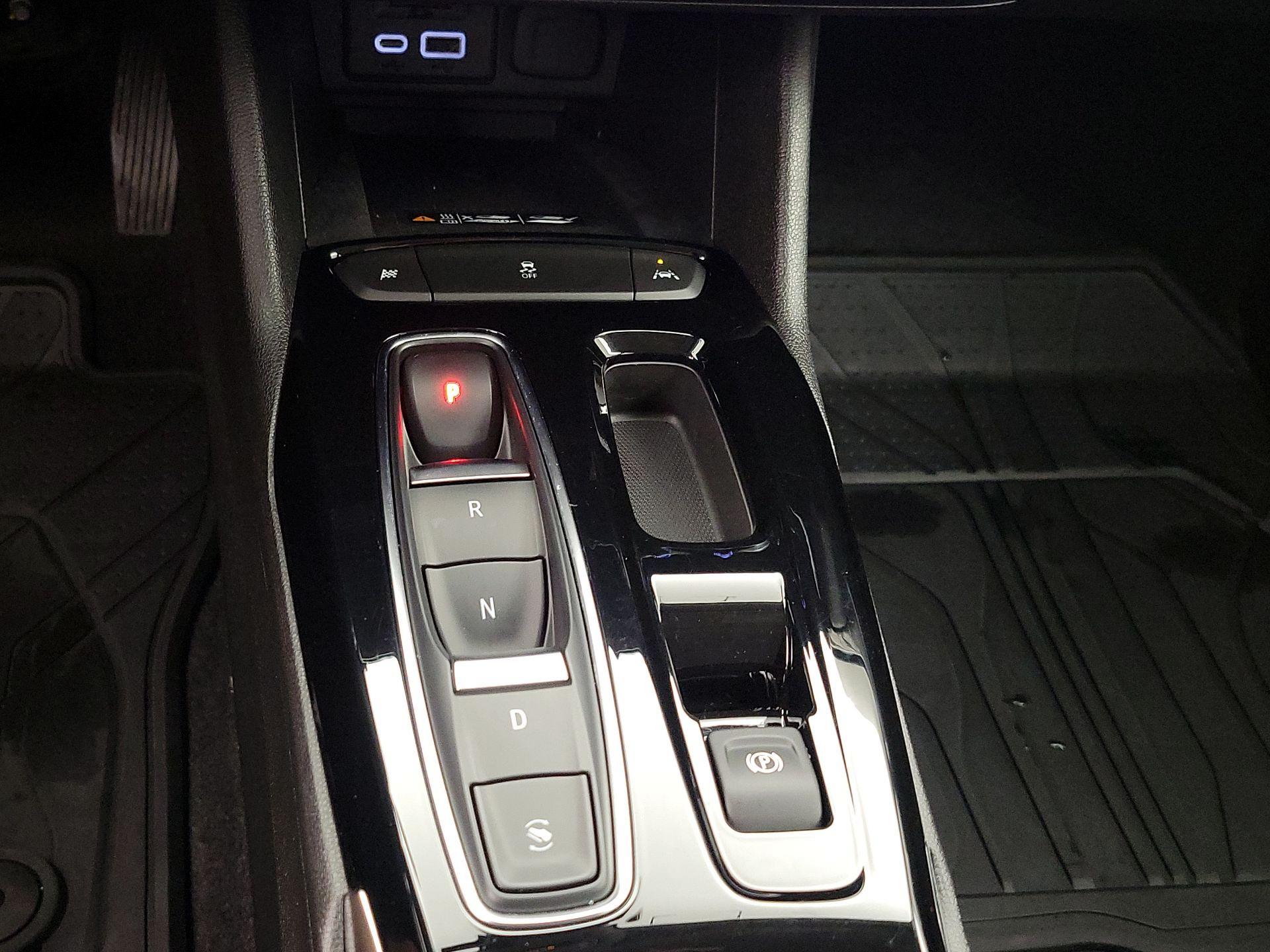 Thumbnail: 2023 Chevrolet Bolt EUV - 17