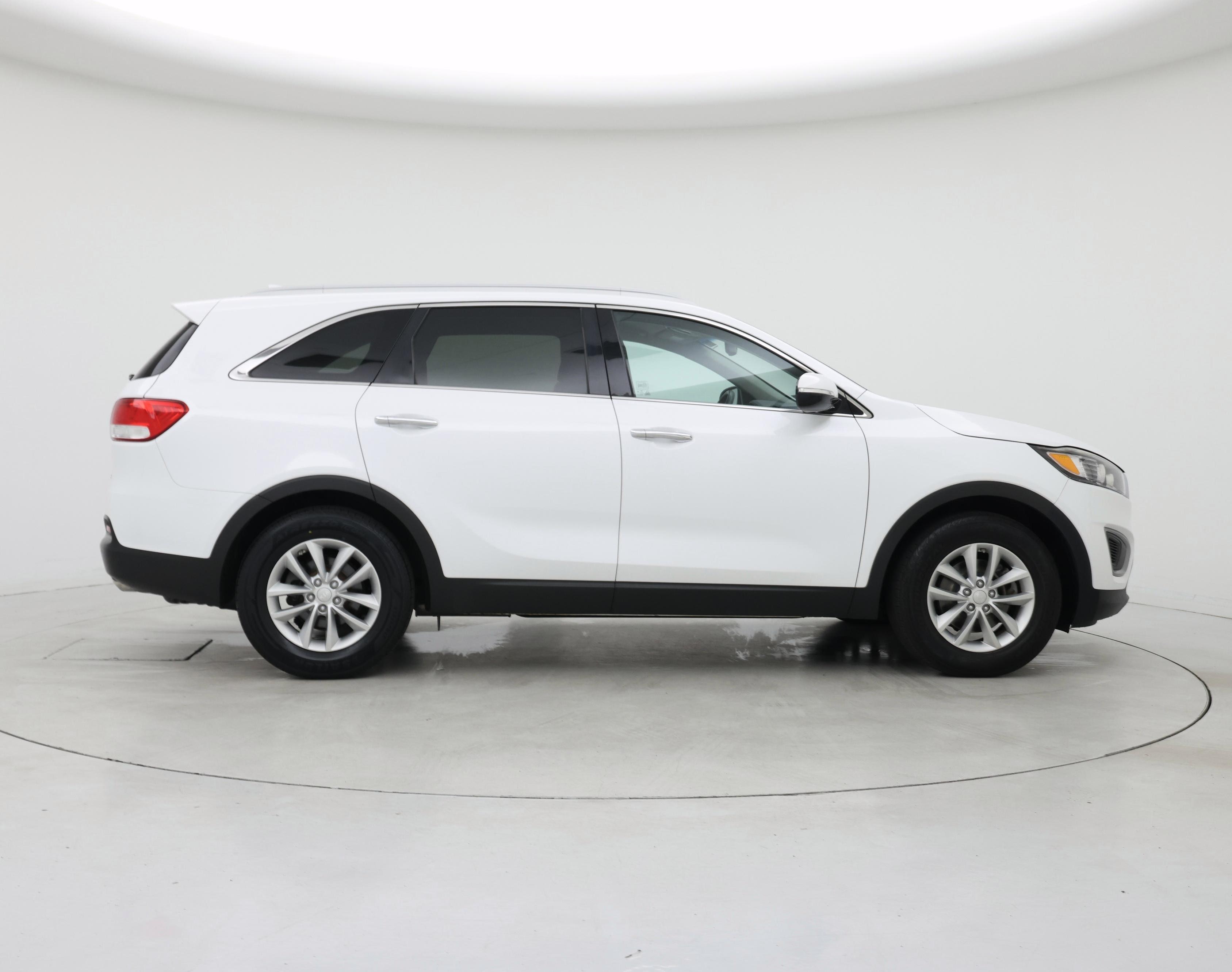 Thumbnail: 2018 Kia Sorento - 7