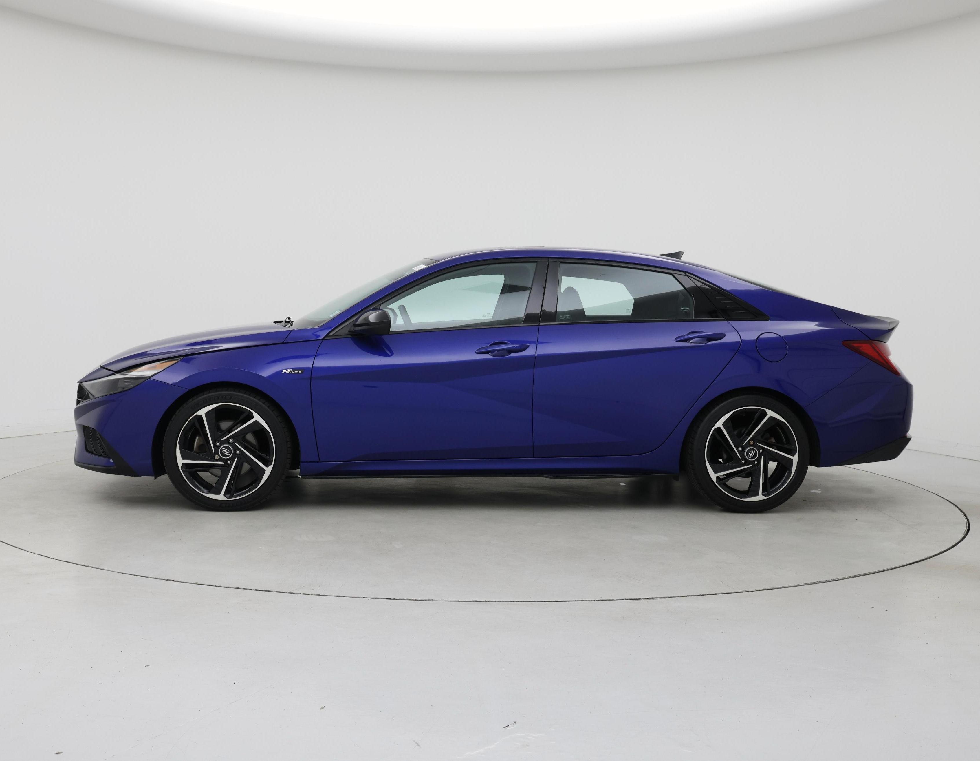 Thumbnail: 2023 Hyundai Elantra - 3