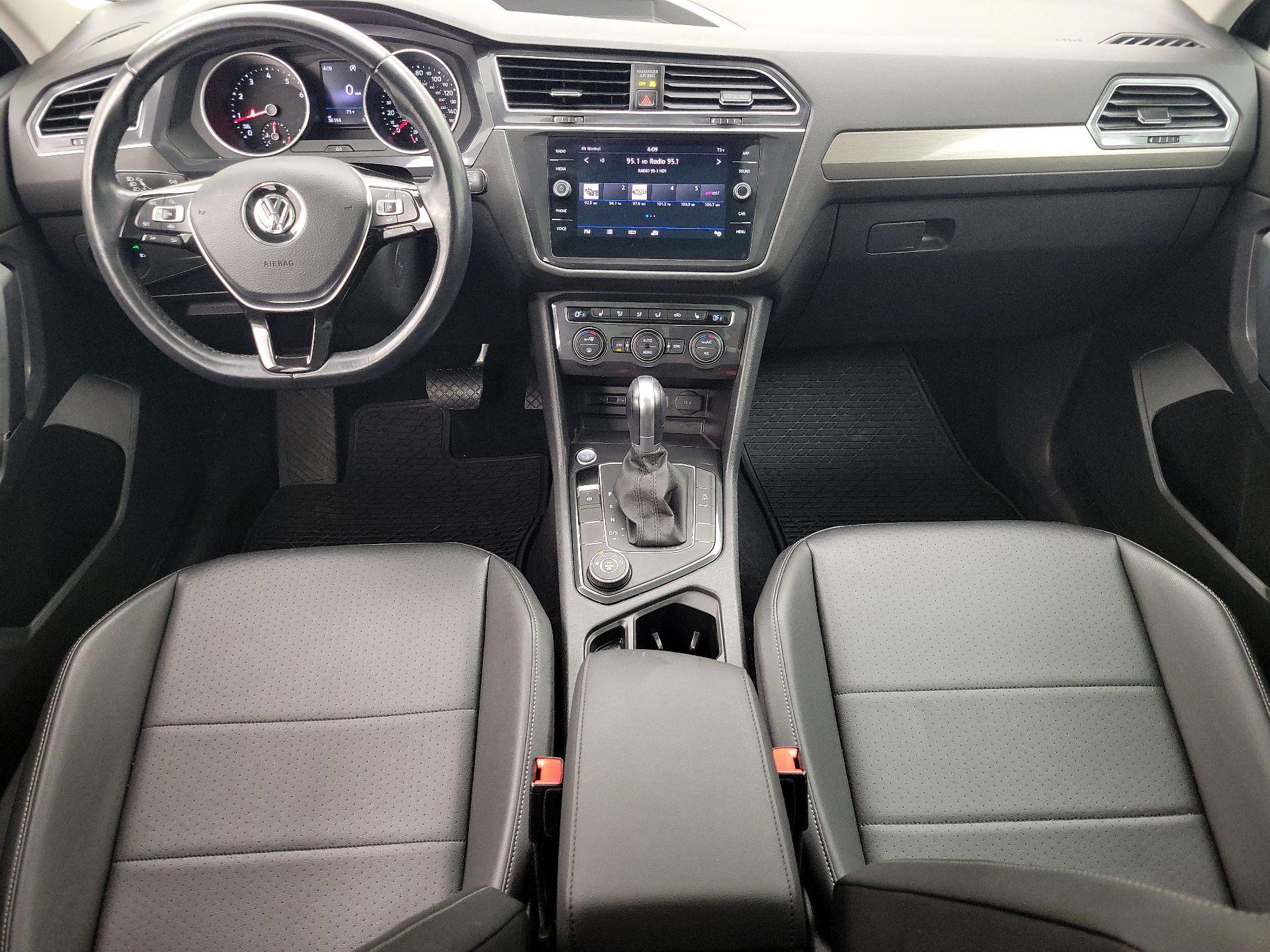 Thumbnail: 2019 Volkswagen Tiguan - 9
