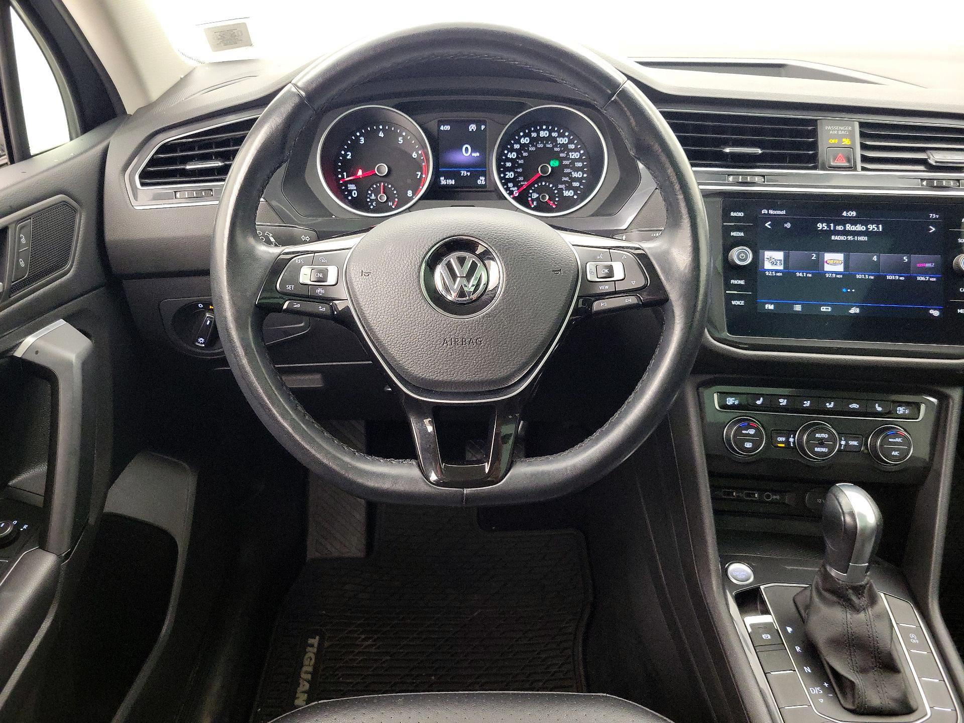 Thumbnail: 2019 Volkswagen Tiguan - 10