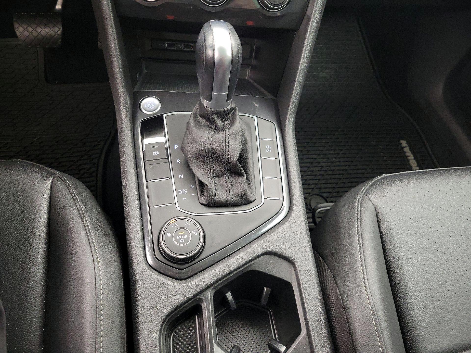 Thumbnail: 2019 Volkswagen Tiguan - 17