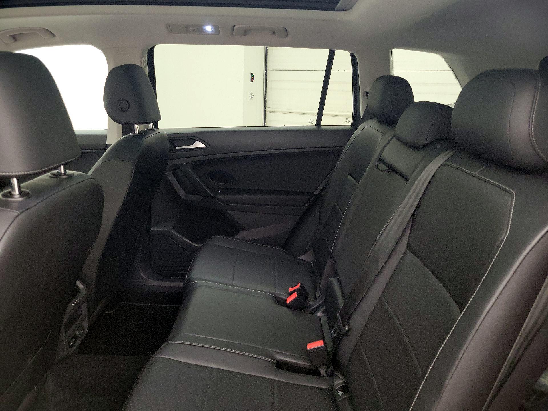 Thumbnail: 2019 Volkswagen Tiguan - 20