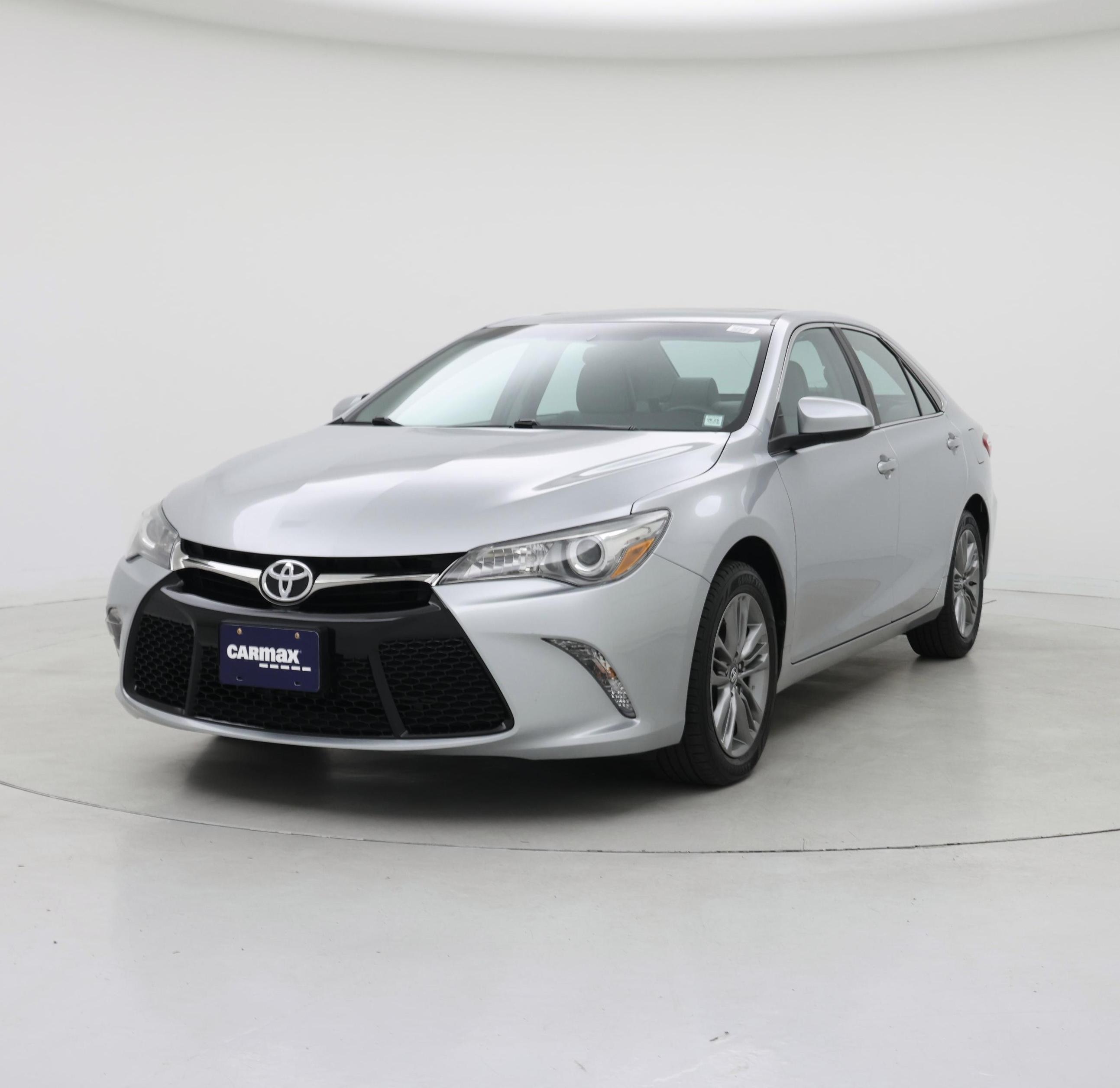 Thumbnail: 2017 Toyota Camry - 4