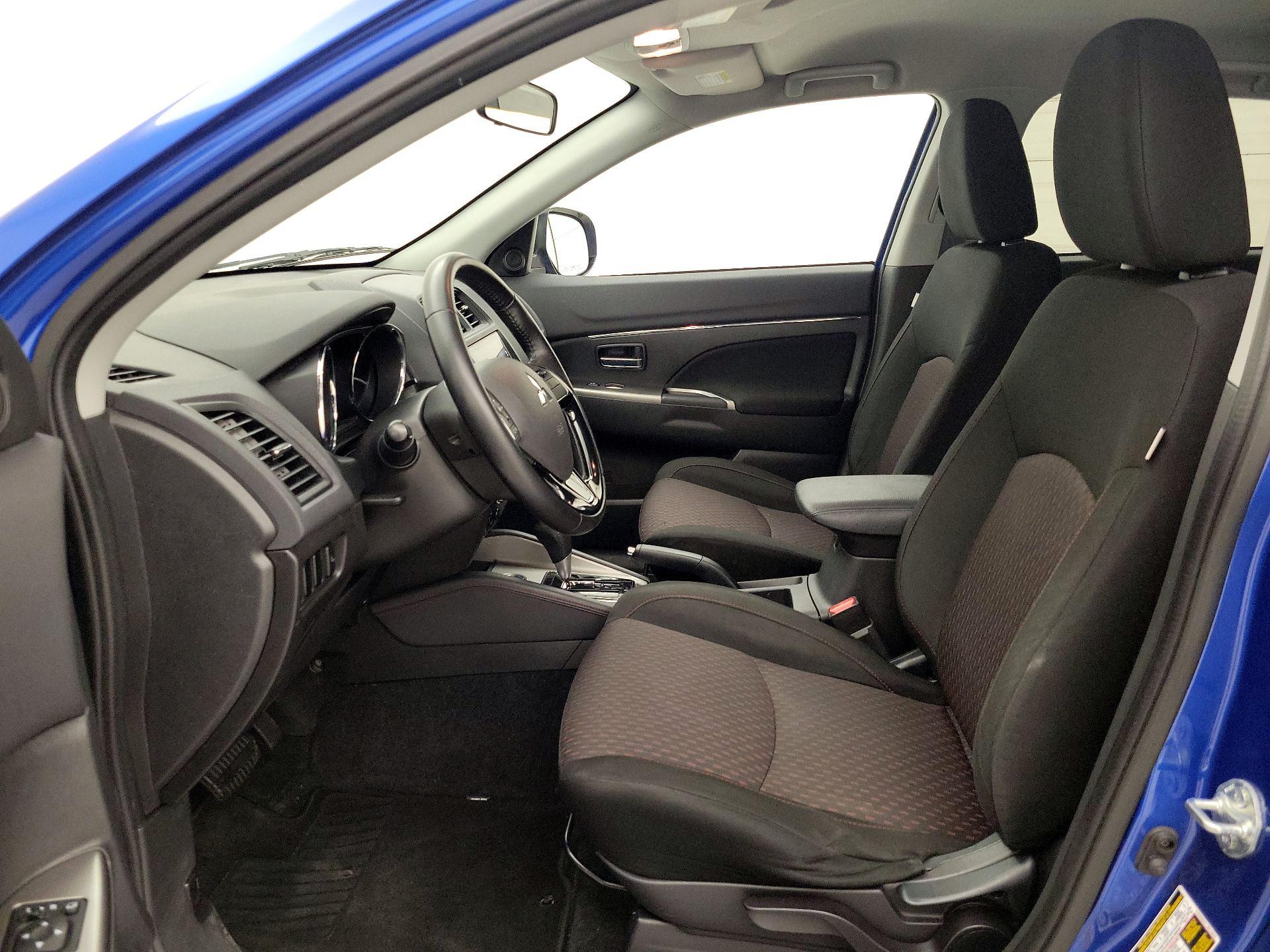 Thumbnail: 2019 Mitsubishi Outlander Sport - 11