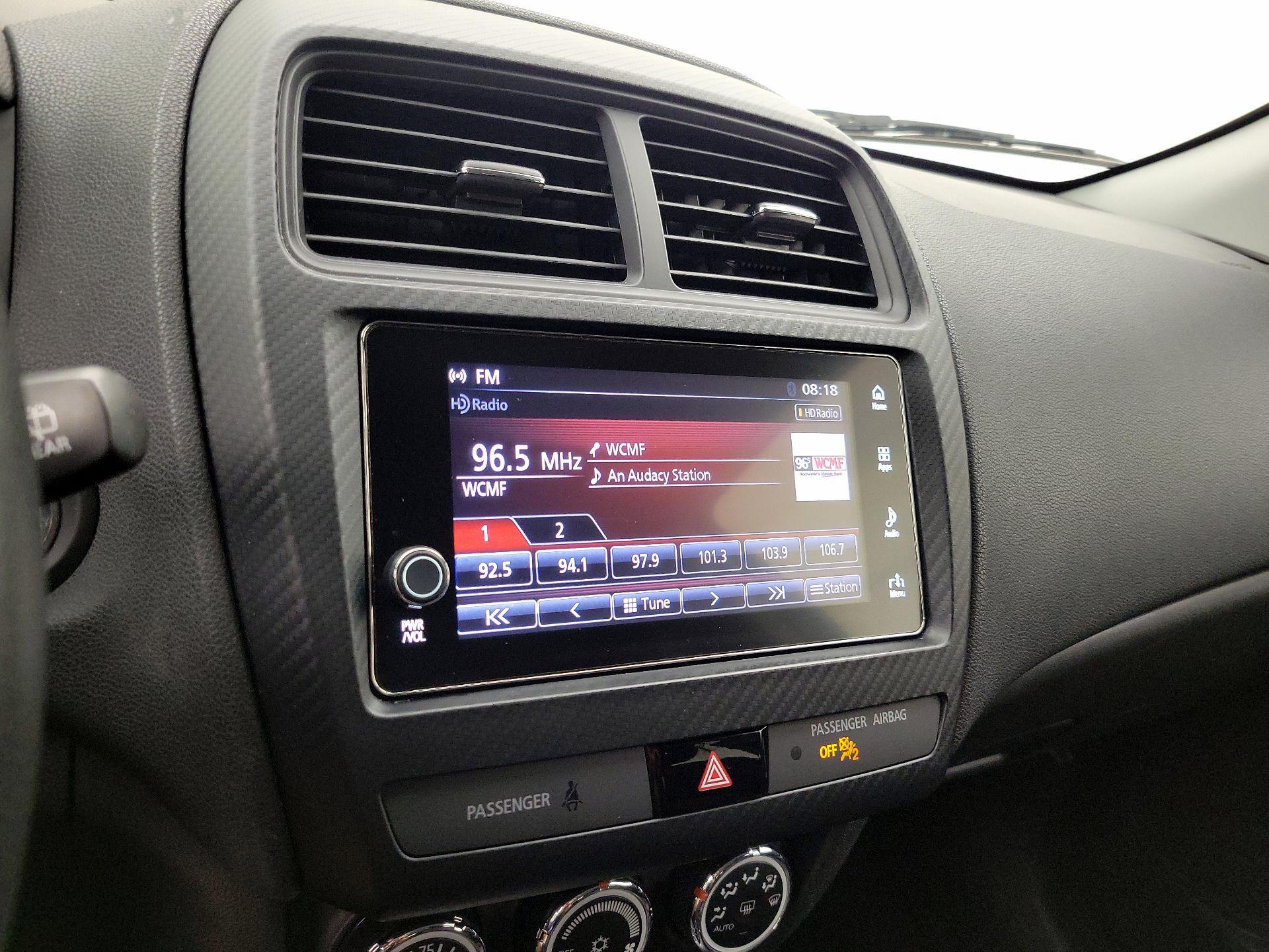 Thumbnail: 2019 Mitsubishi Outlander Sport - 15