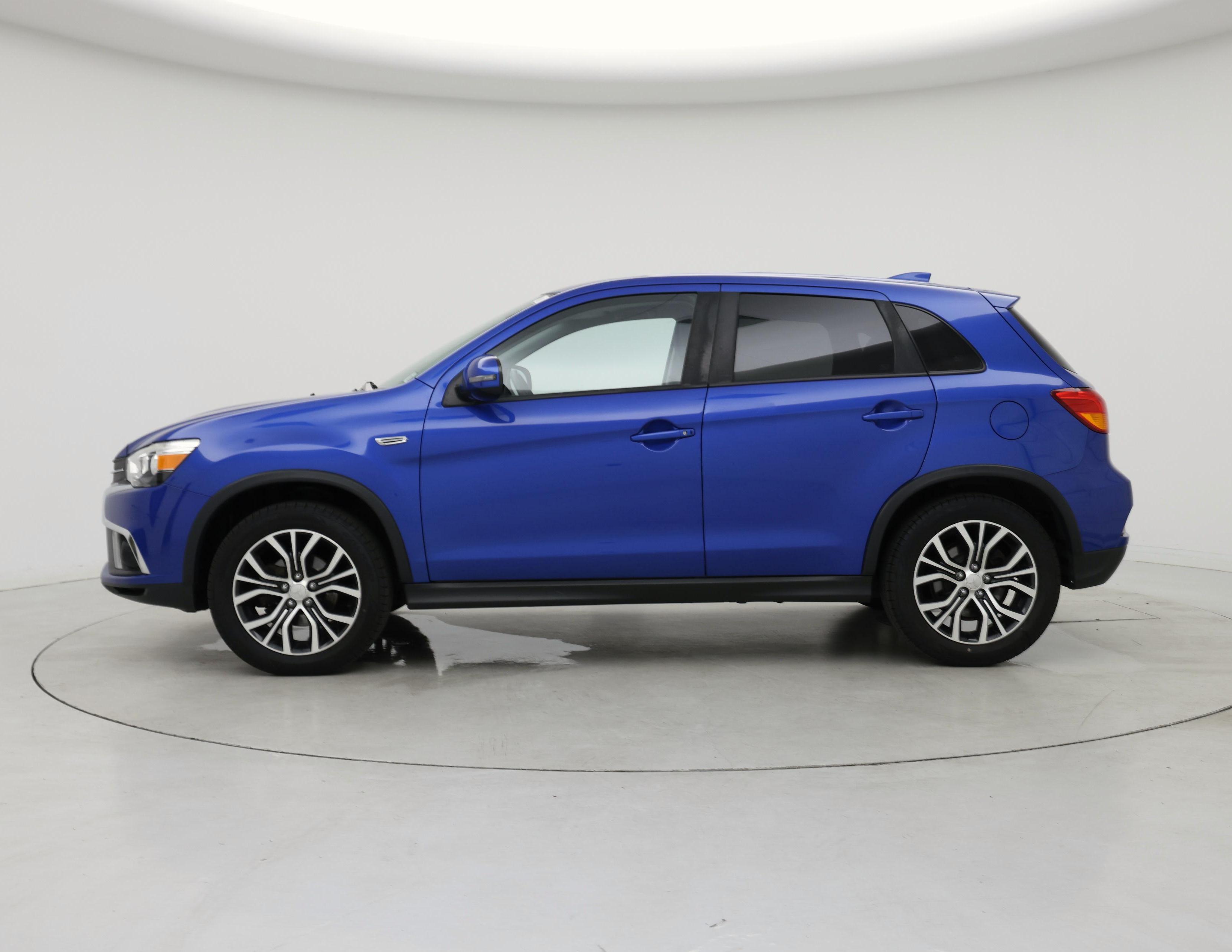 Thumbnail: 2019 Mitsubishi Outlander Sport - 3