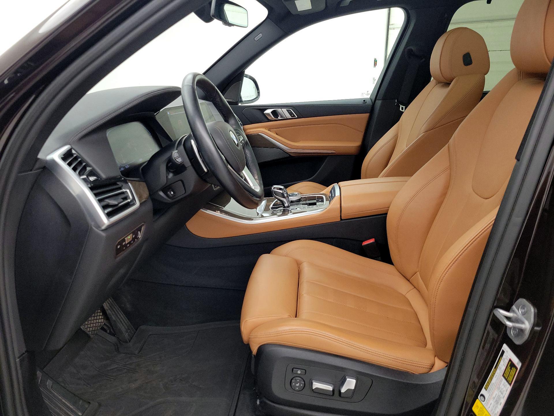Thumbnail: 2021 BMW X5 - 11