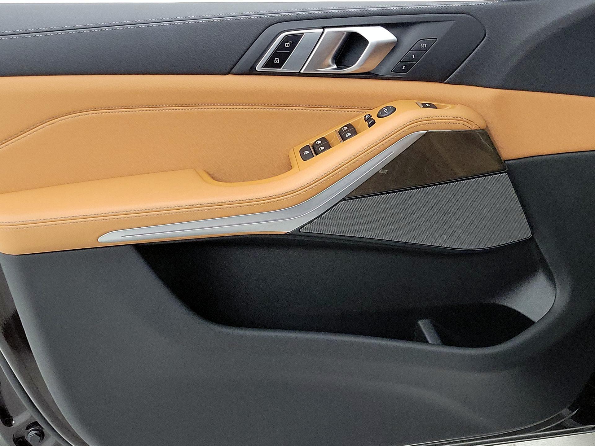 Thumbnail: 2021 BMW X5 - 12