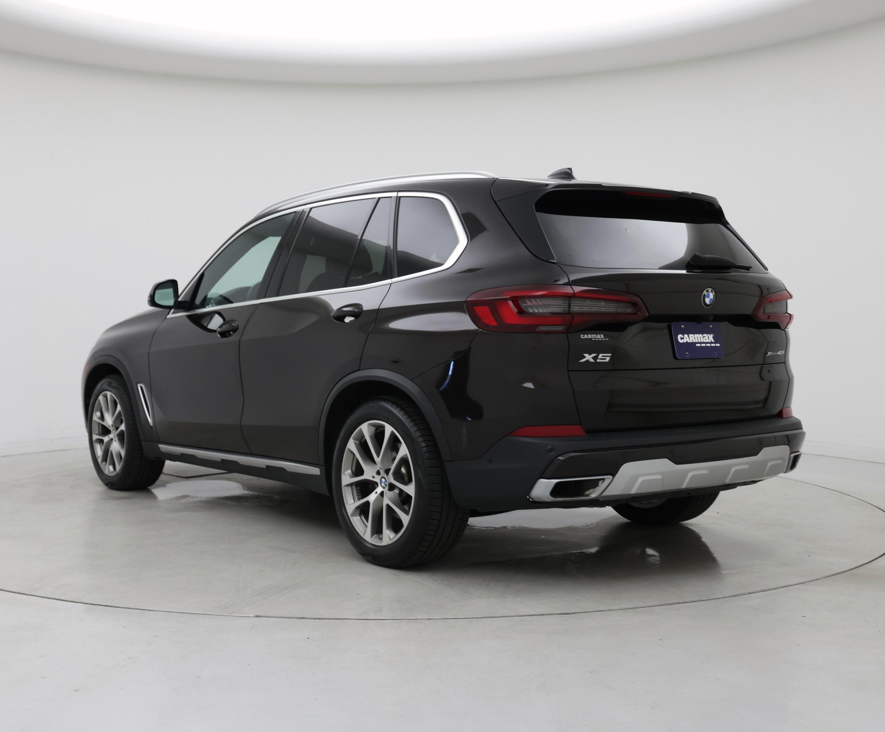 Thumbnail: 2021 BMW X5 - 2