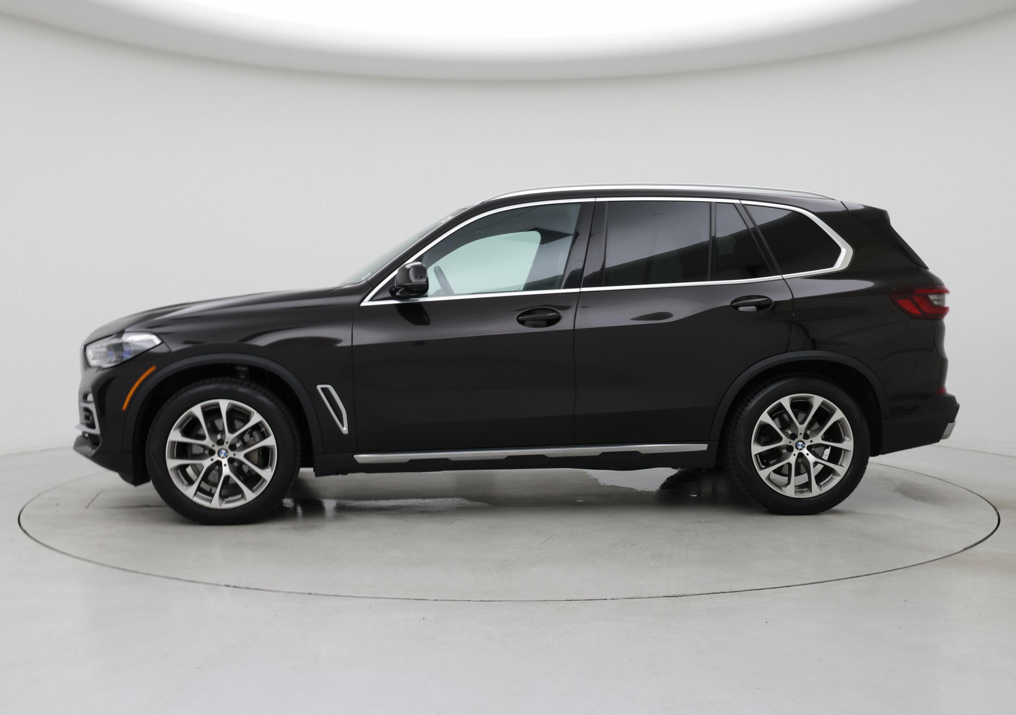 Thumbnail: 2021 BMW X5 - 3