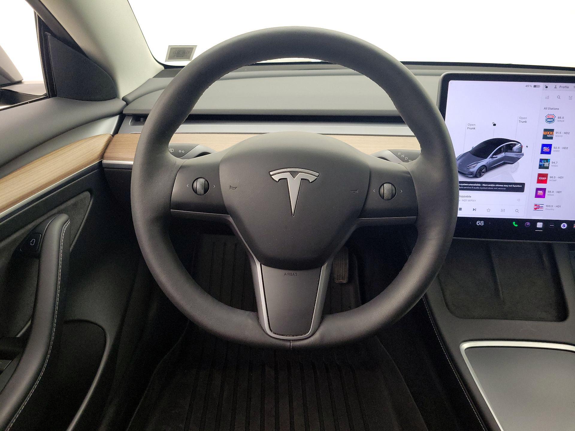 Thumbnail: 2022 Tesla Model 3 - 10