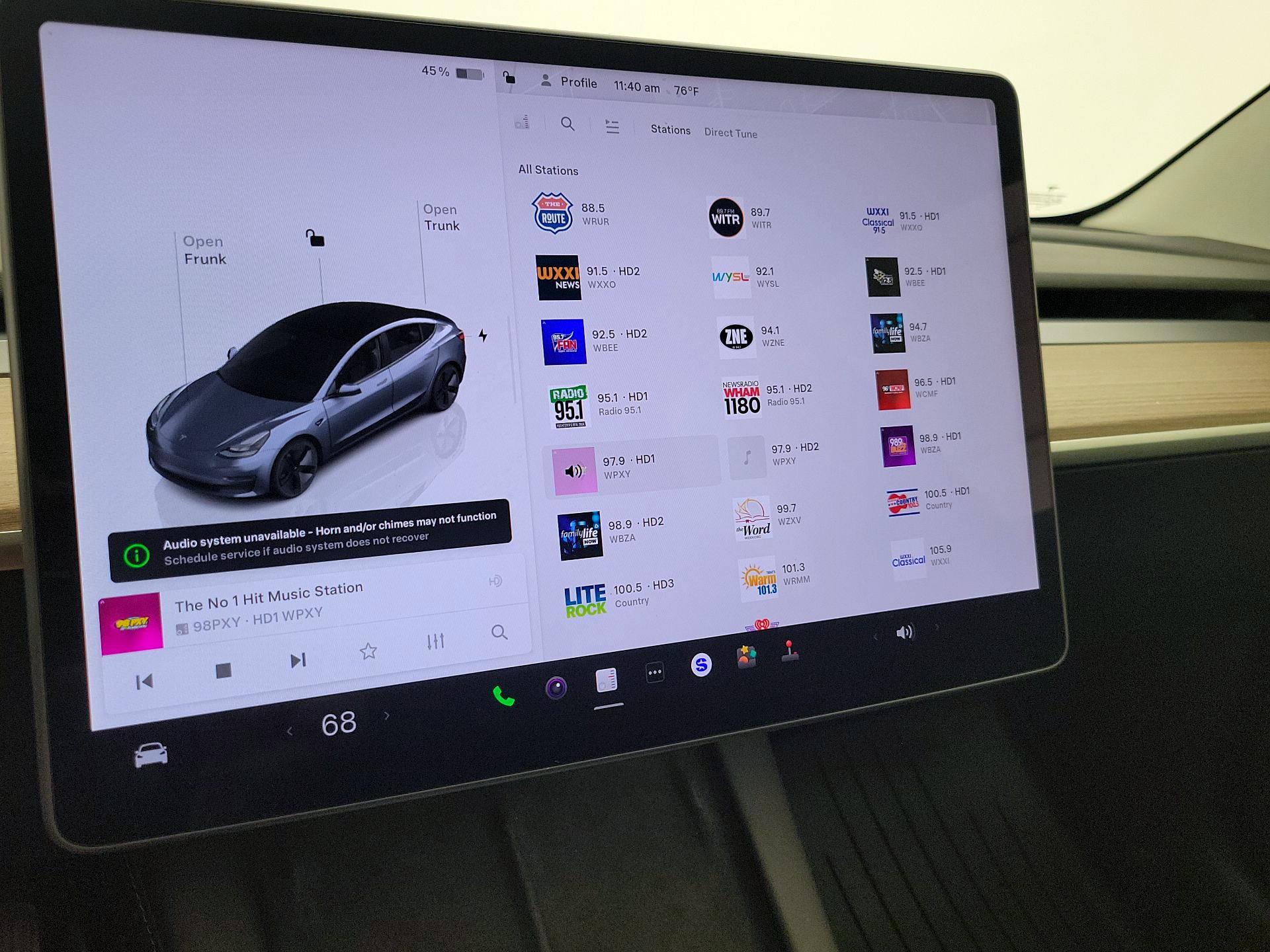 Thumbnail: 2022 Tesla Model 3 - 15