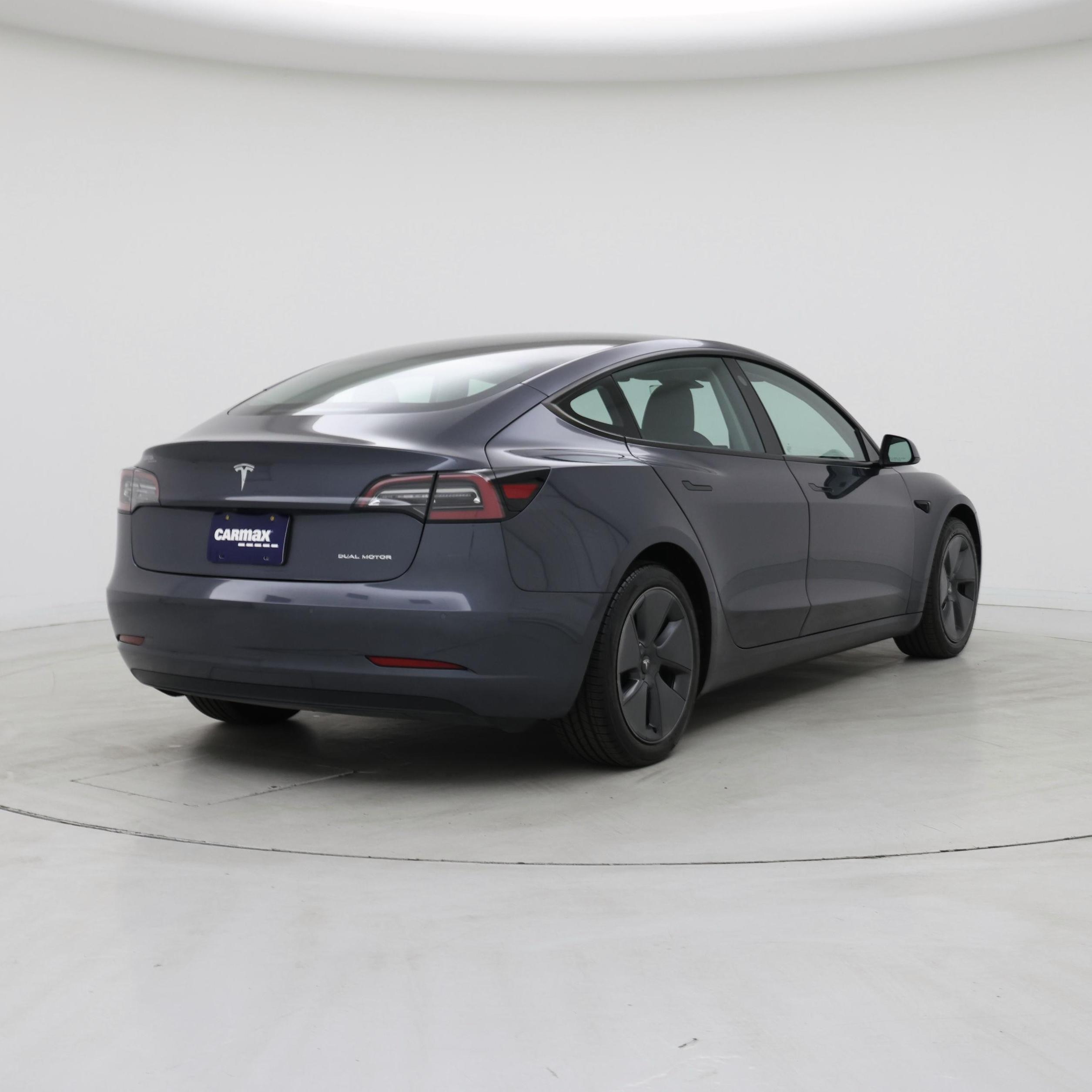 Thumbnail: 2022 Tesla Model 3 - 8