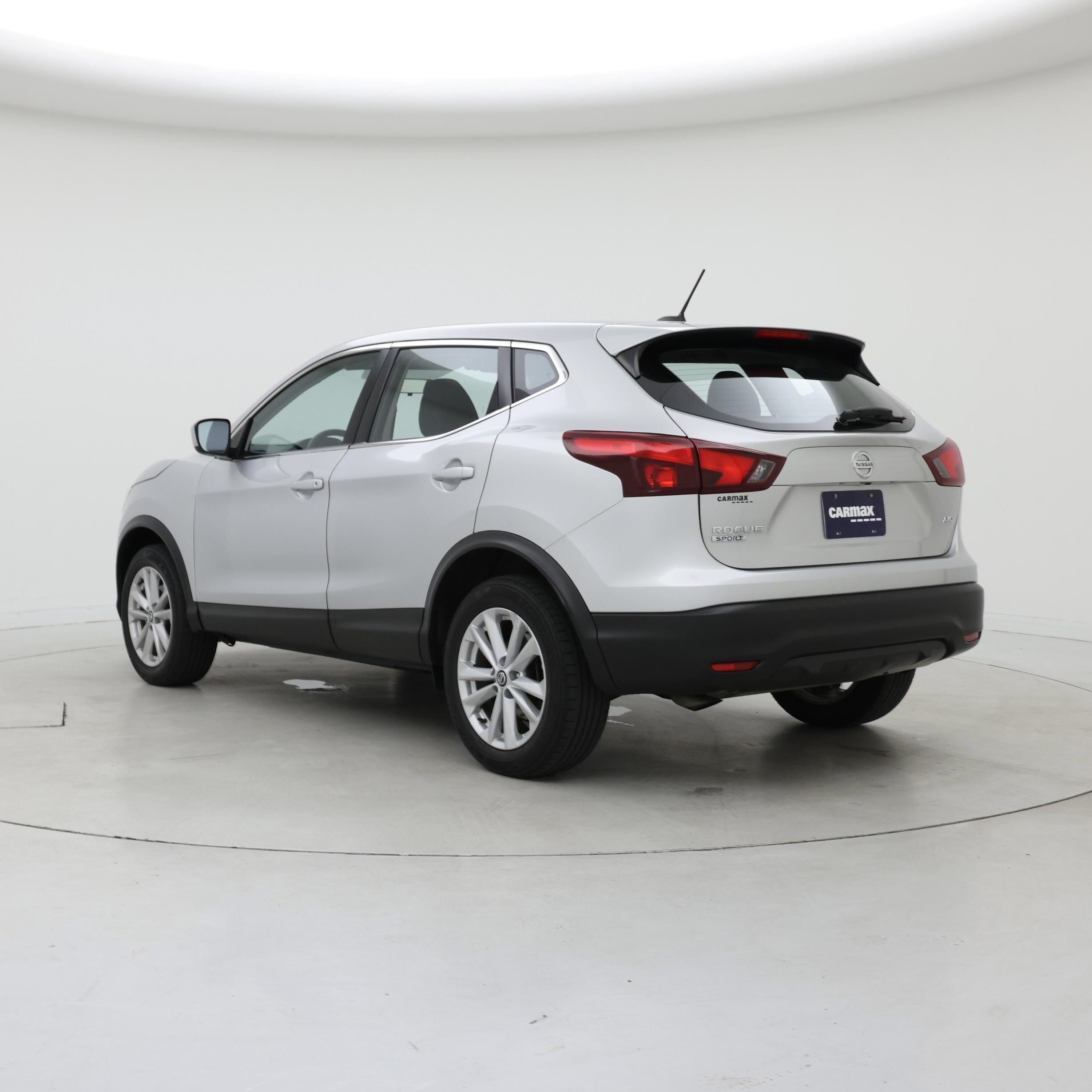 Thumbnail: 2019 Nissan Rogue Sport - 2