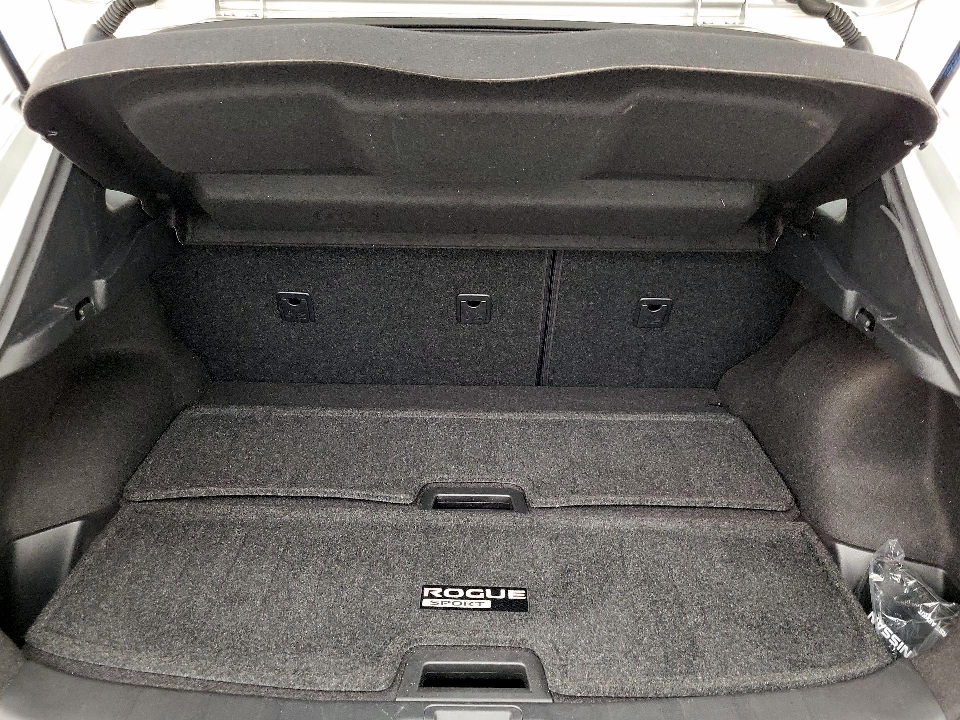 Thumbnail: 2019 Nissan Rogue Sport - 20