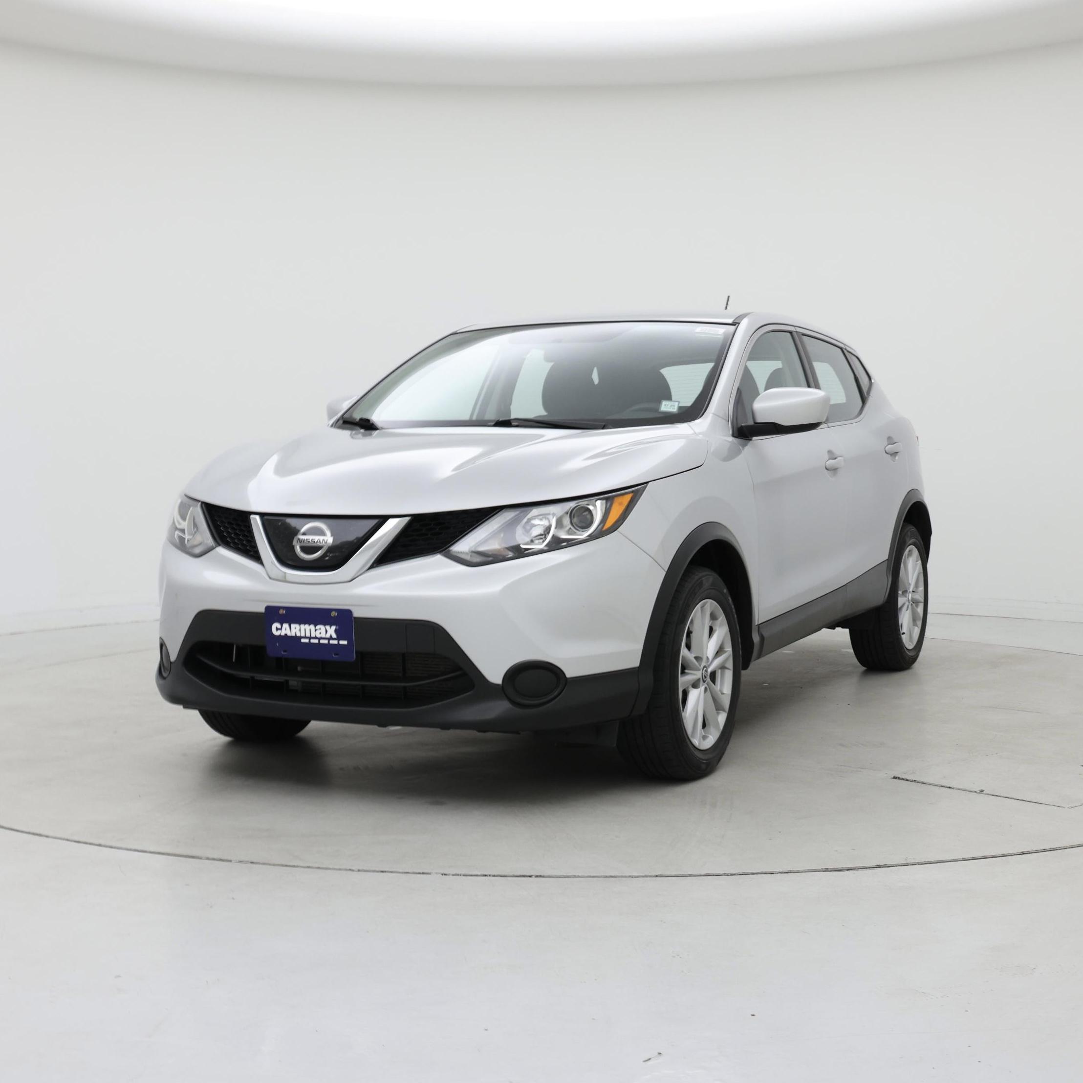 Thumbnail: 2019 Nissan Rogue Sport - 4