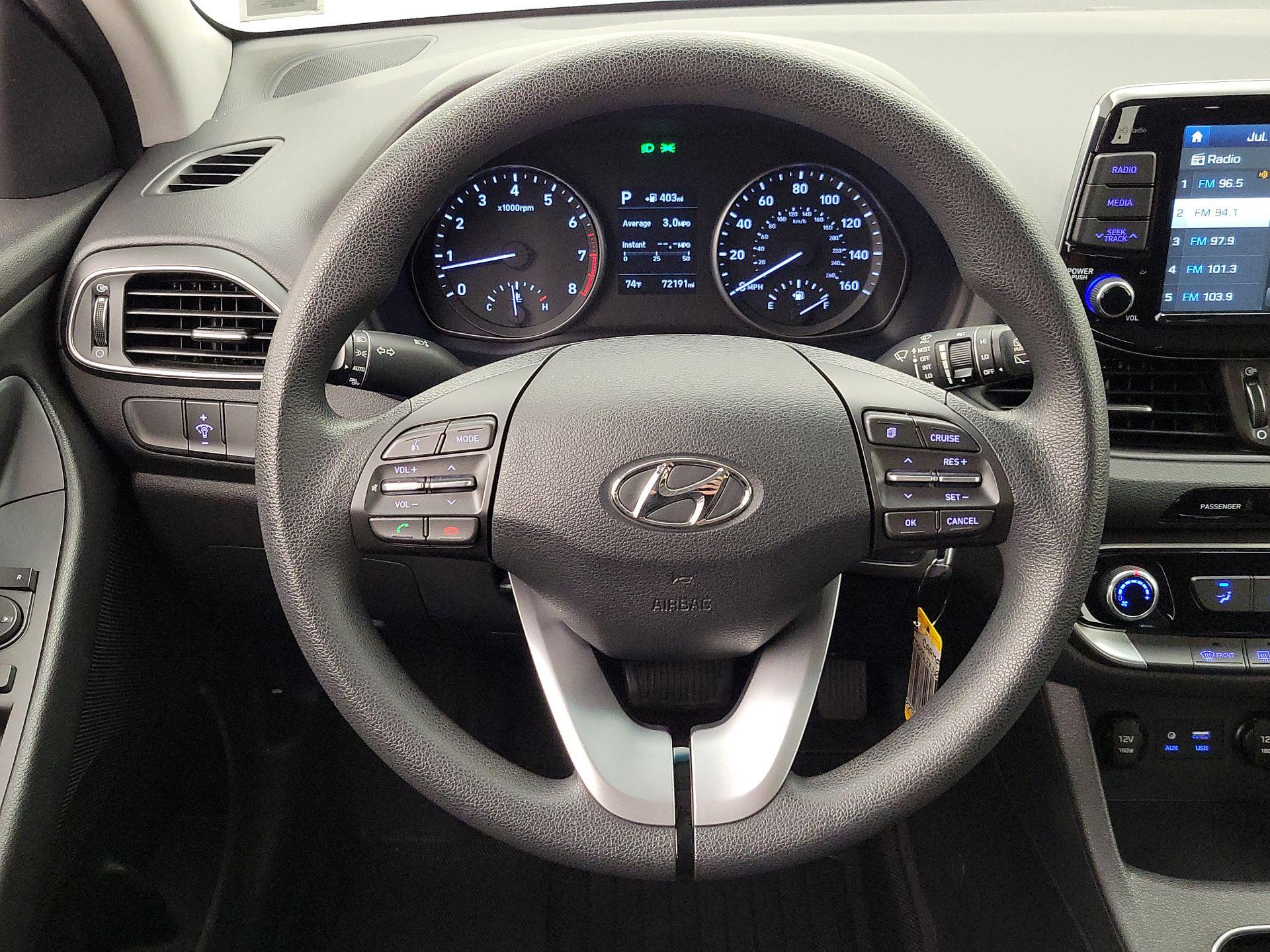 Thumbnail: 2018 Hyundai Elantra - 10