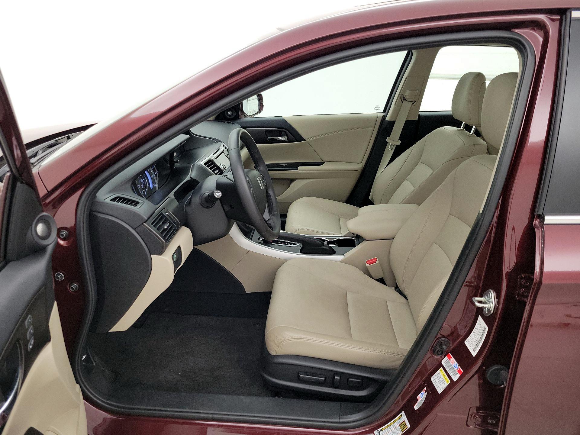 Thumbnail: 2015 Honda Accord - 11