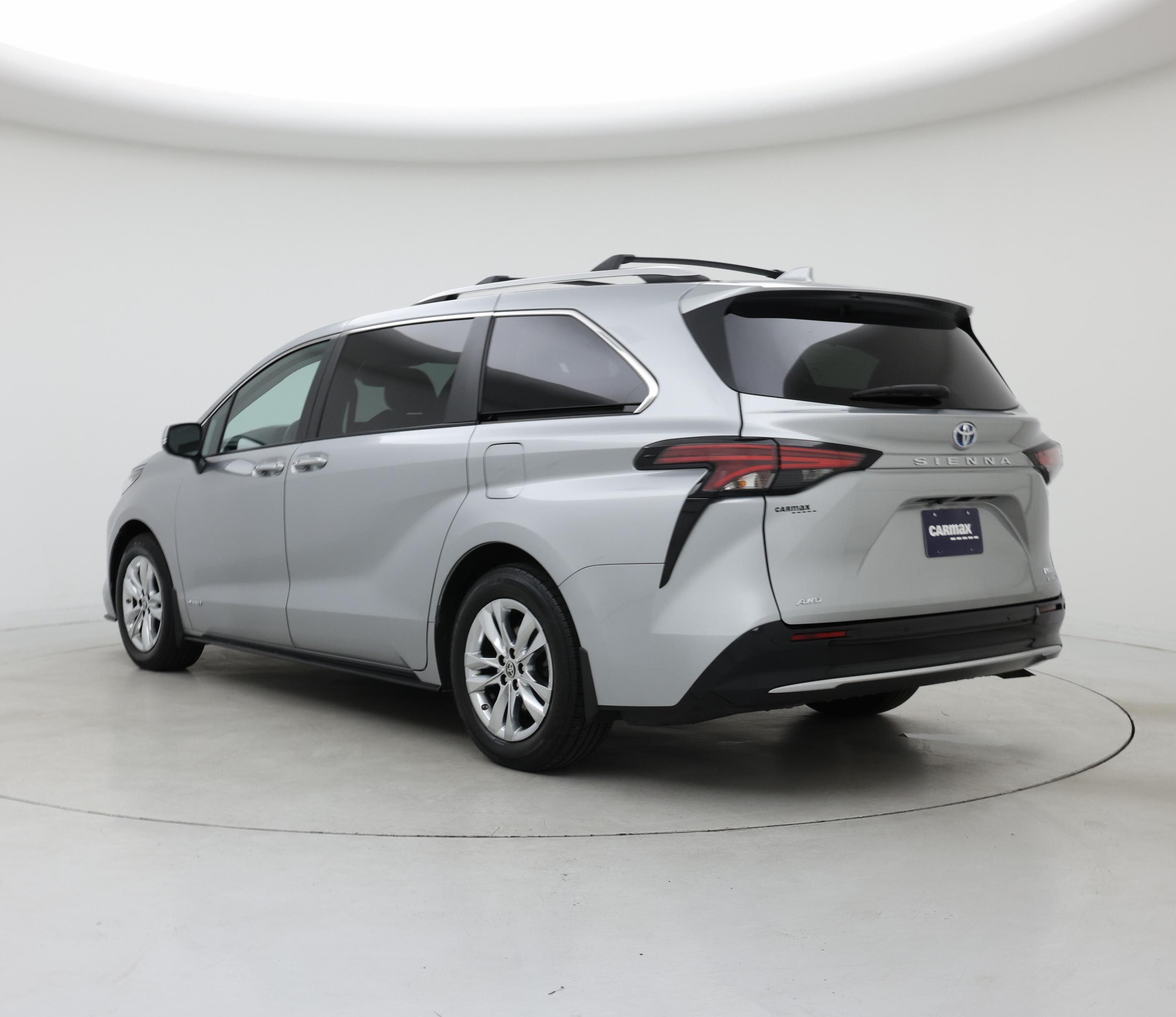 Thumbnail: 2021 Toyota Sienna - 2