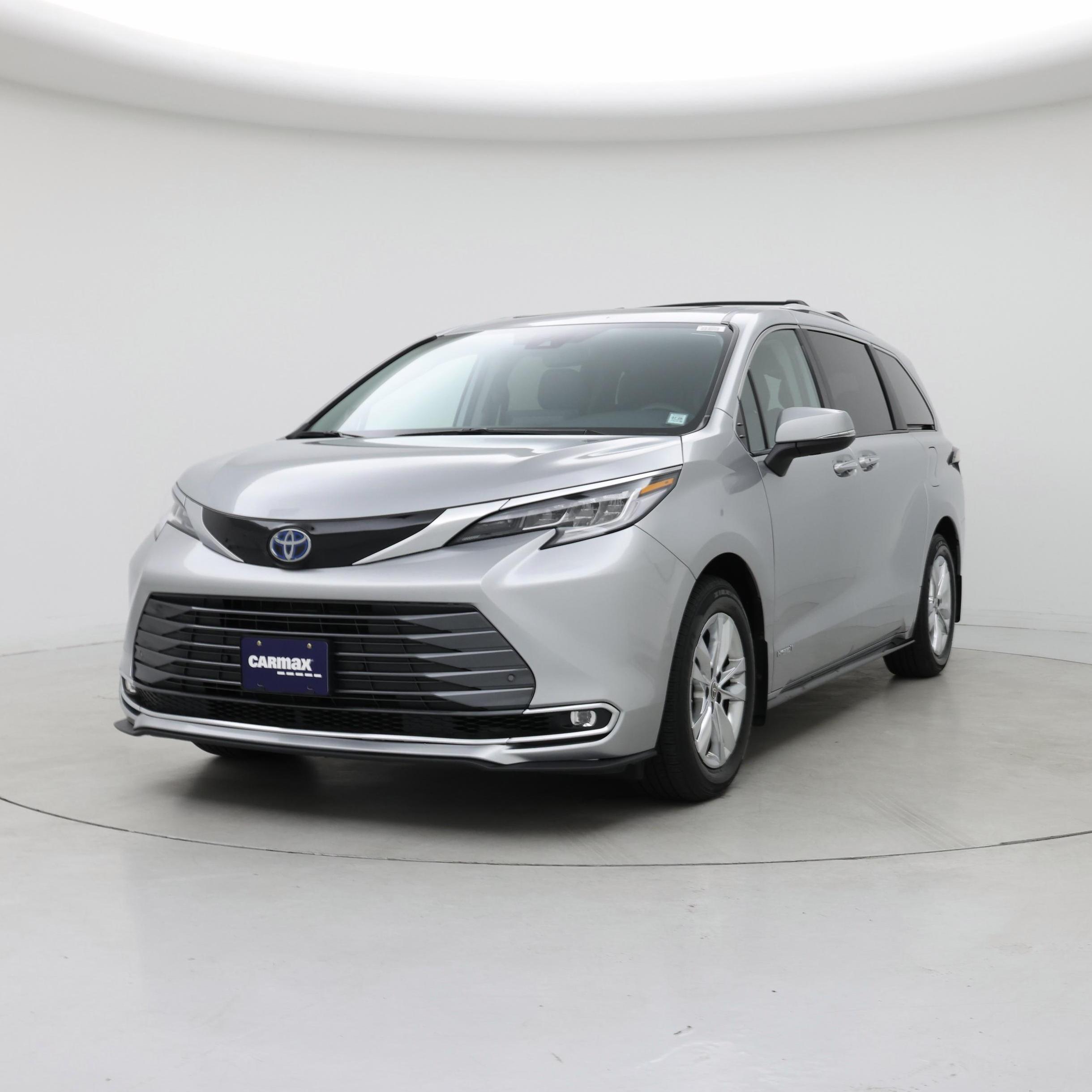 Thumbnail: 2021 Toyota Sienna - 4