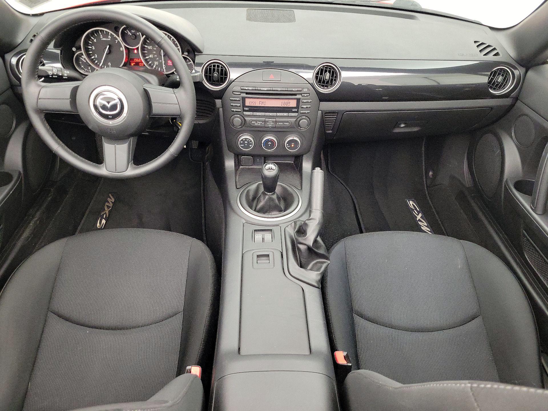 Thumbnail: 2014 Mazda MX-5 Miata - 9