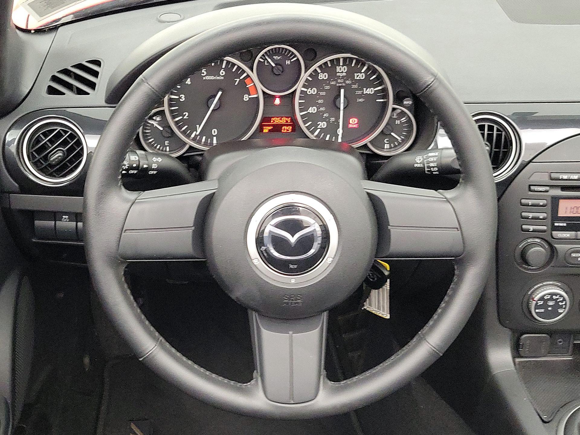 Thumbnail: 2014 Mazda MX-5 Miata - 10